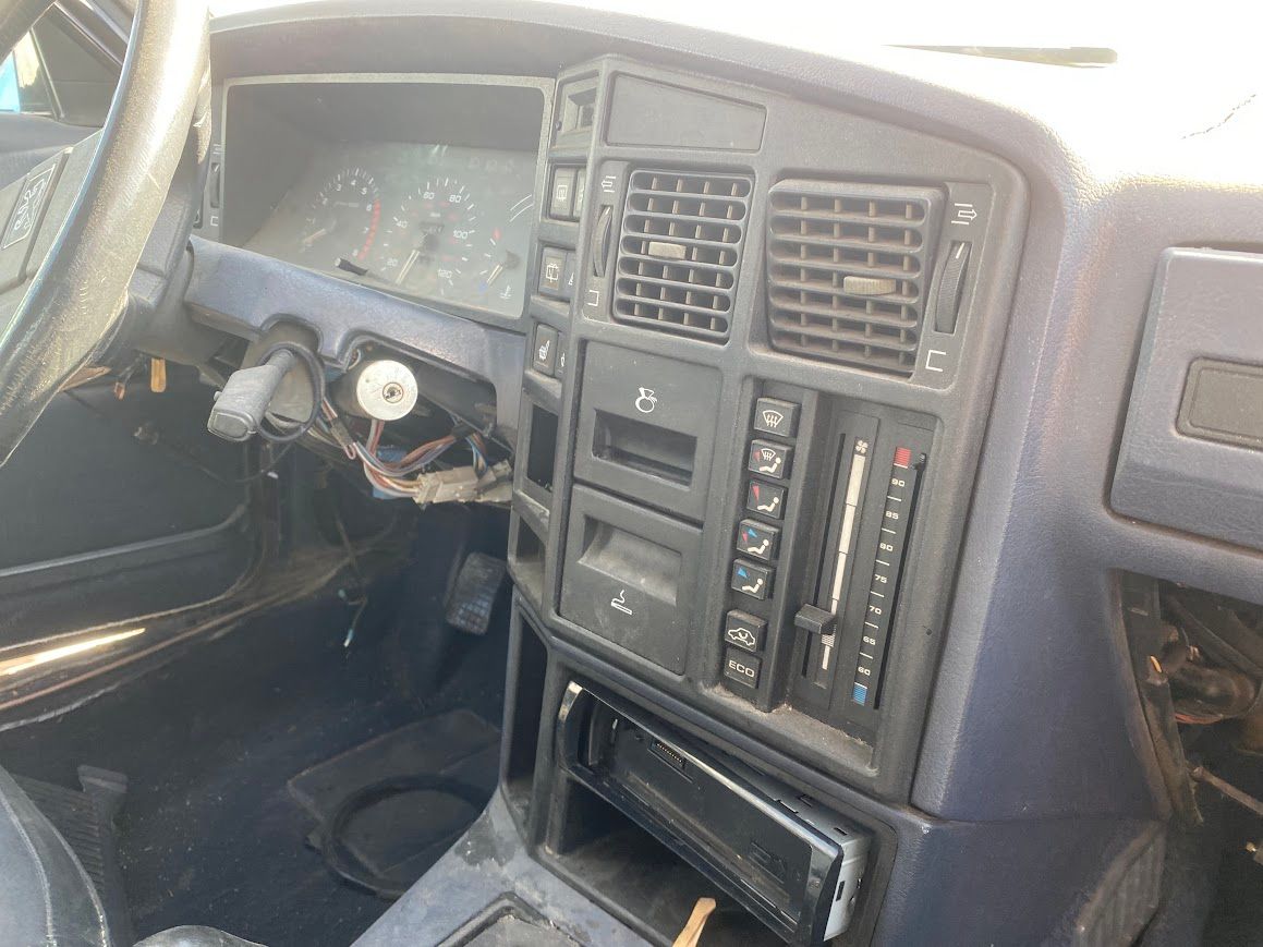 Junkyard Classic: The One-Million-Mile 1988 Peugeot 505 GLS Wagon - My Work Is Done 17 1988 Peugeot 505 GLS Wagon
