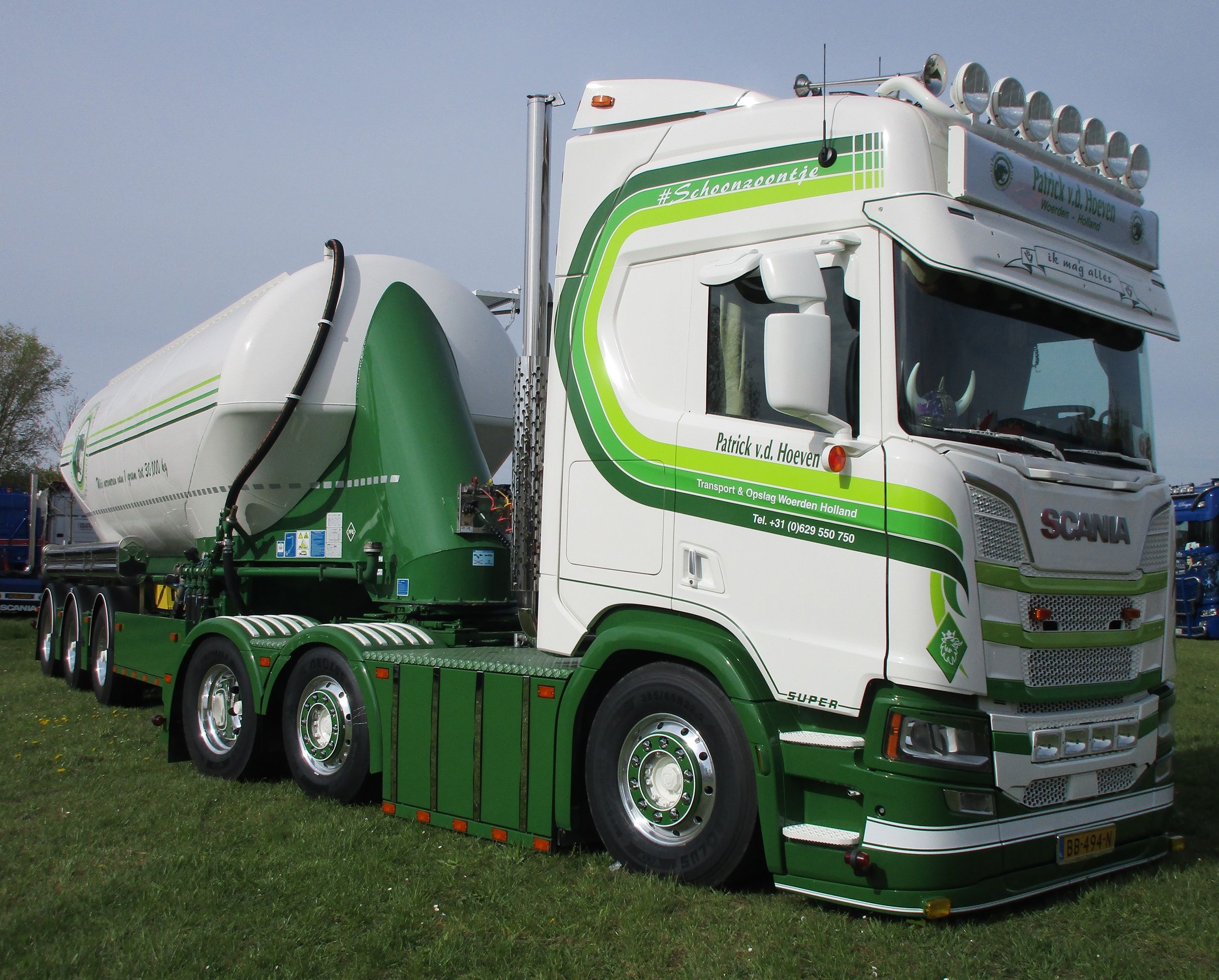 Patrick van den Hoeven - Scania R650 V8 6x2/4 tractor with a Feldbinder EUT 40.3 dry bulk trailer - 7