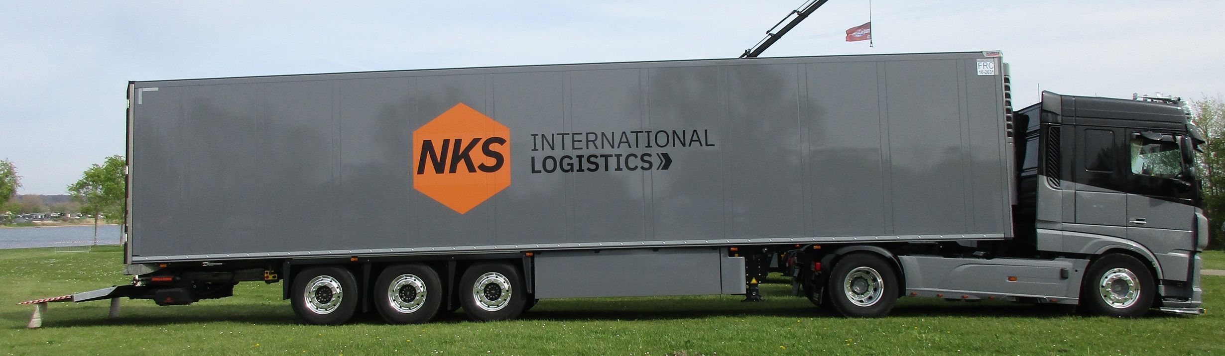 NKS International Logistics - DAF XF Space Cab 4x2 tractor with Schmitz Cargobull semi-trailer - 2