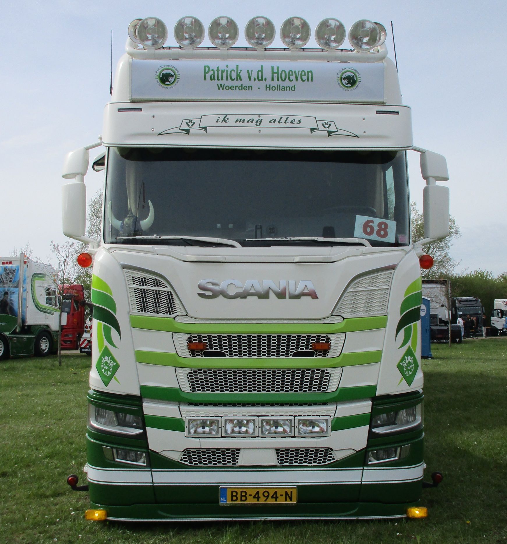 Patrick van den Hoeven - Scania R650 V8 6x2/4 tractor with a Feldbinder EUT 40.3 dry bulk trailer - 2