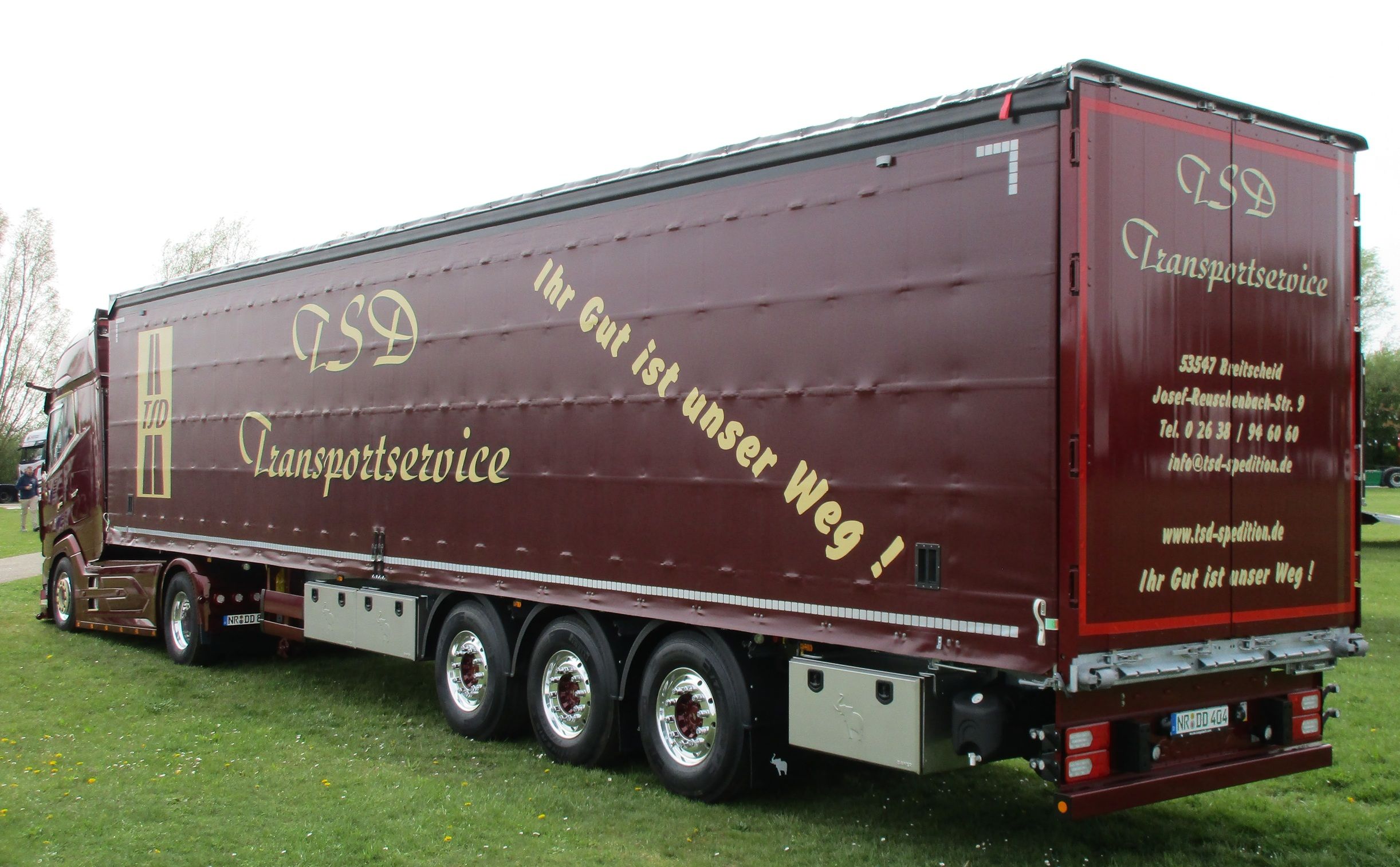 TSD Transportservice - DAF XG+ FT tractor with Schmitz Cargobull curtainsider - 3