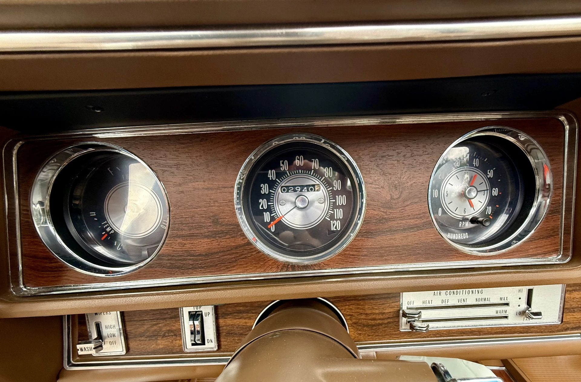 Instrument panel of a 1972 Cutlass Supreme