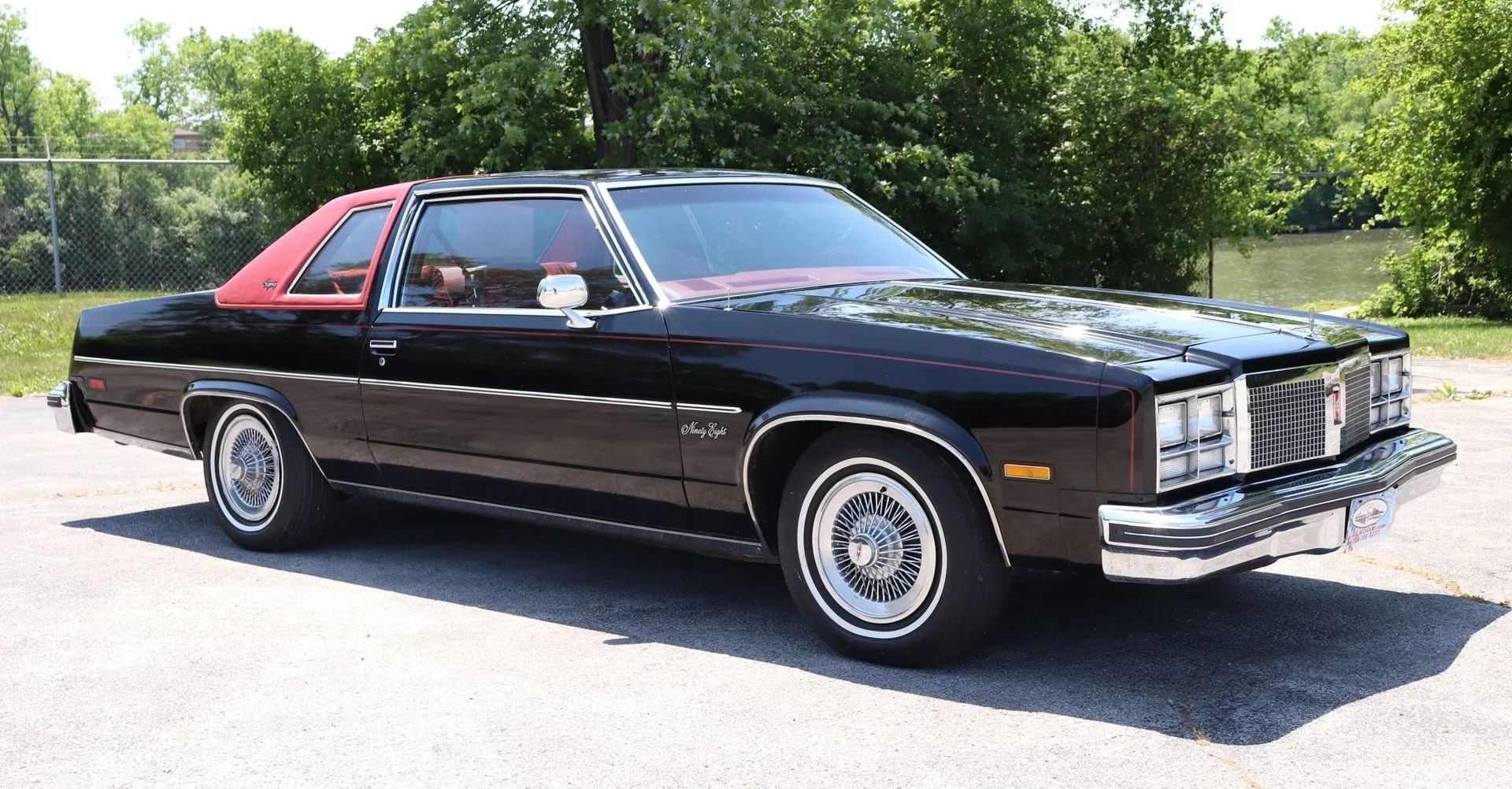 Right front 3q view of a 1977 Oldsmobile 98 coupe