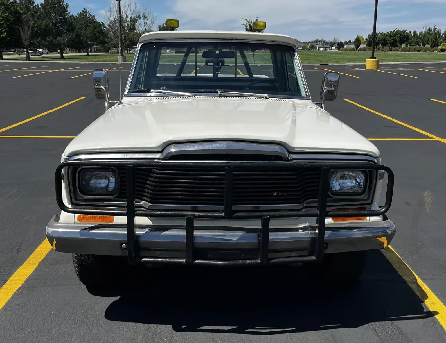 1976–1983 Jeep J-10 Honcho Pickup: Wild Decals, Attitude, And Levi’s Interior In A “Mucho Macho” Jeep Special Edition 11 Image of white 1979 Jeep J-10 Honcho front end