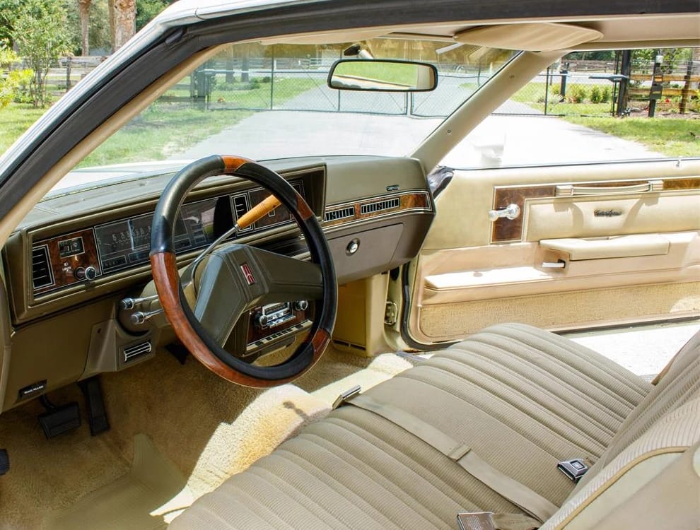 1981 Oldsmobile Cutlass Supreme Coupe: Still America's Favorite Intermediate, But No Longer Supreme 13 Dashboard of a 1981 Olds Cutlass Supreme, seen through the open driver's door