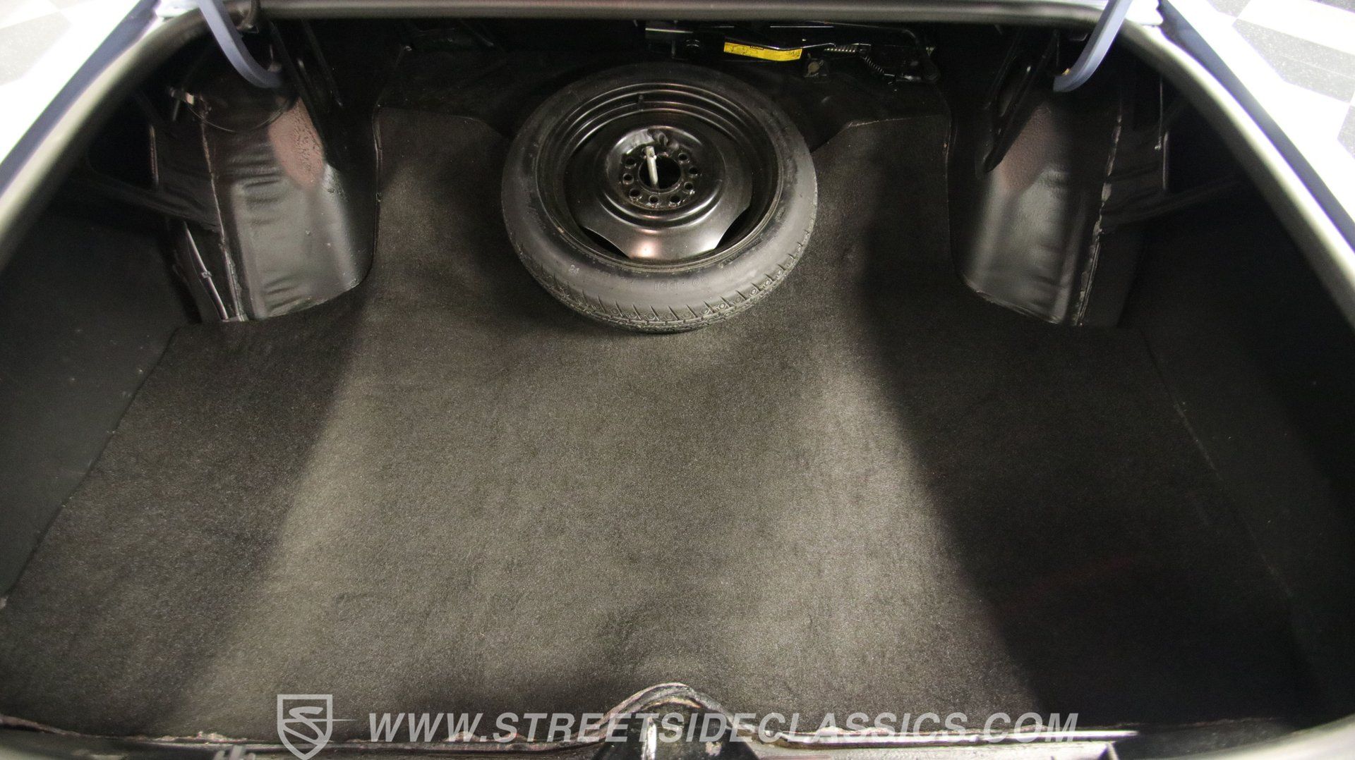 1983 Buick LeSabre Vs. 1983 Ford Thunderbird: My Family Chooses Between The Brougham Look And The Aero Bird 13 1983 Buick LeSabre Limited Coupe luggage compartment