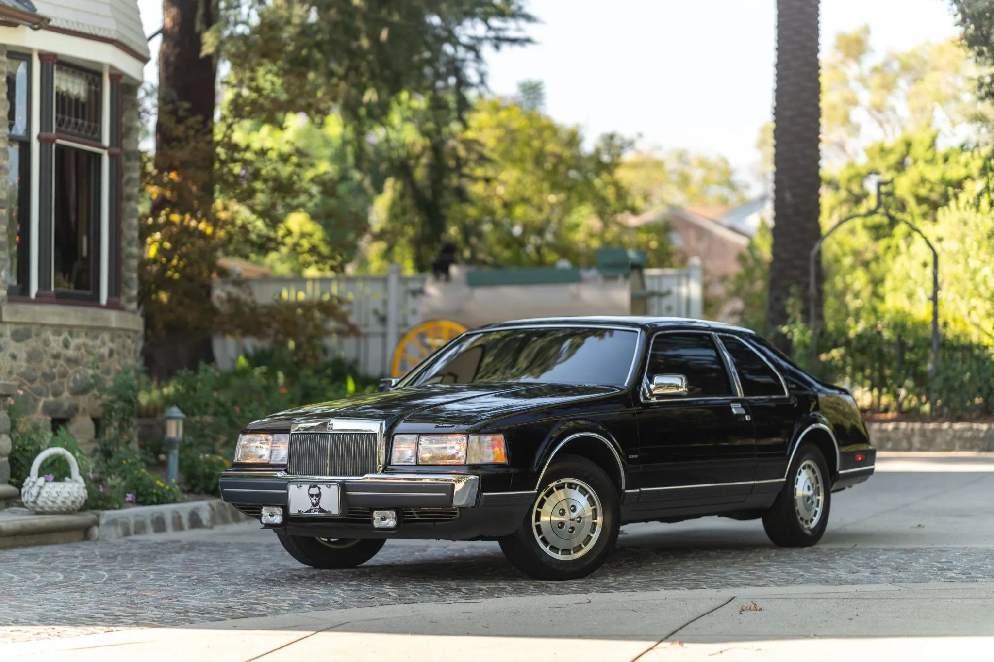 1969–1979 Ford–Kelsey-Hayes Sure-Track Brake System: Detroit's First Antilock Brakes 22 Left front 3q view of a Midnight Black 1985 Continental Mark VII