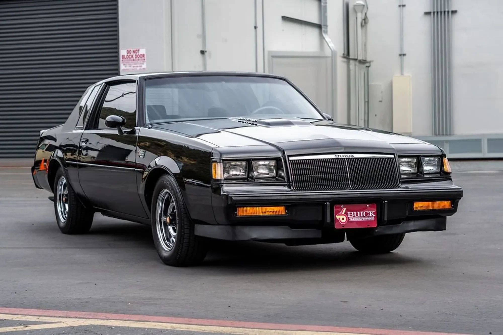 Right front 3q view of a 1986 Buick Regal coupe