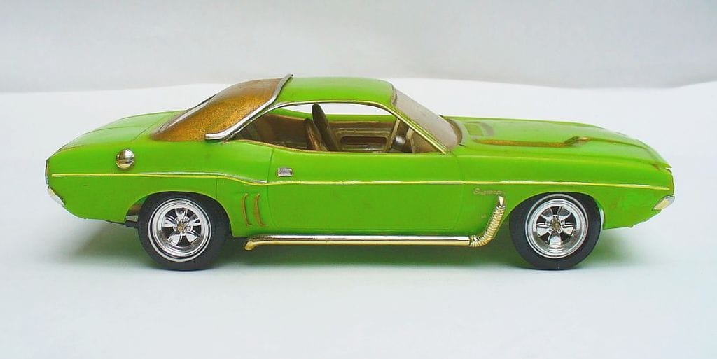 Scale MoPars In High Impact Colors -- Plum Crazy And Beyond 20 72Challenger1