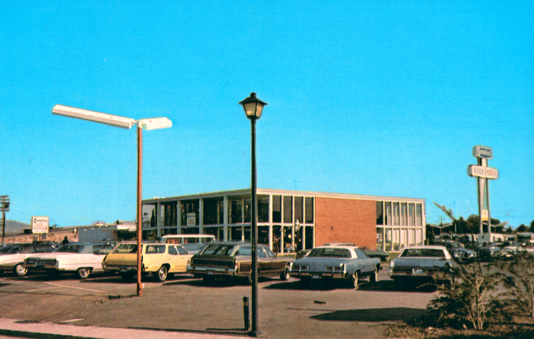 Buick Dealers In Vintage Postcards -- 1960s-1970s 7 Captura de pantalla 2026 05 22 17.12.31