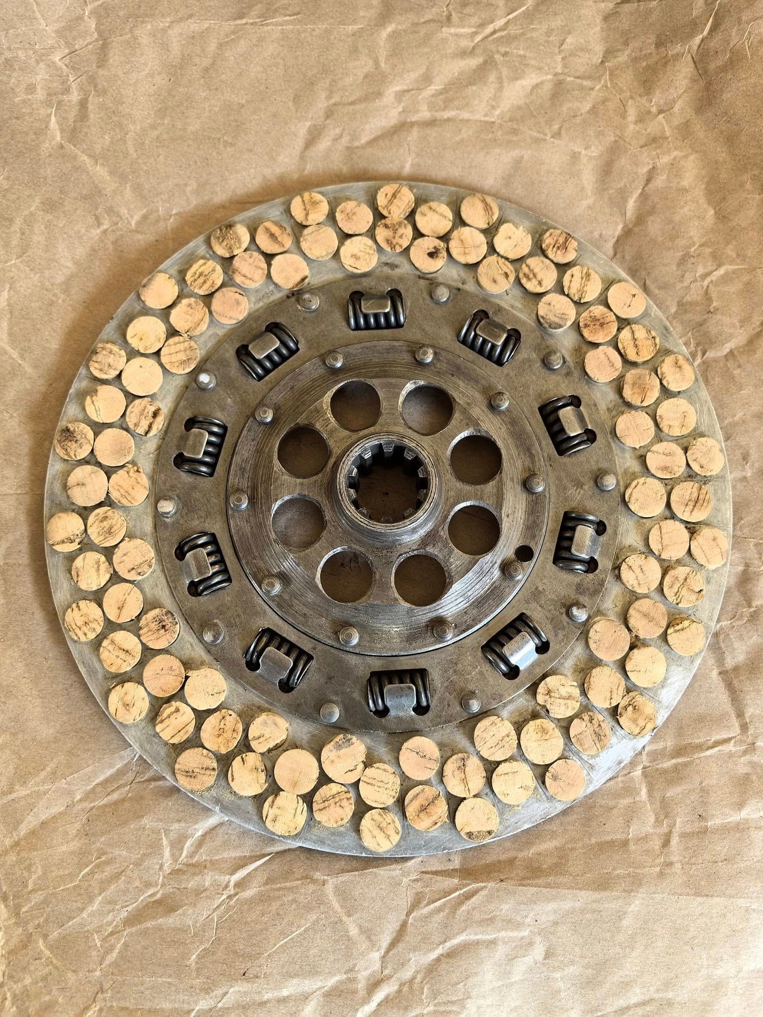 Picture of Hudson clutch disc with its corks