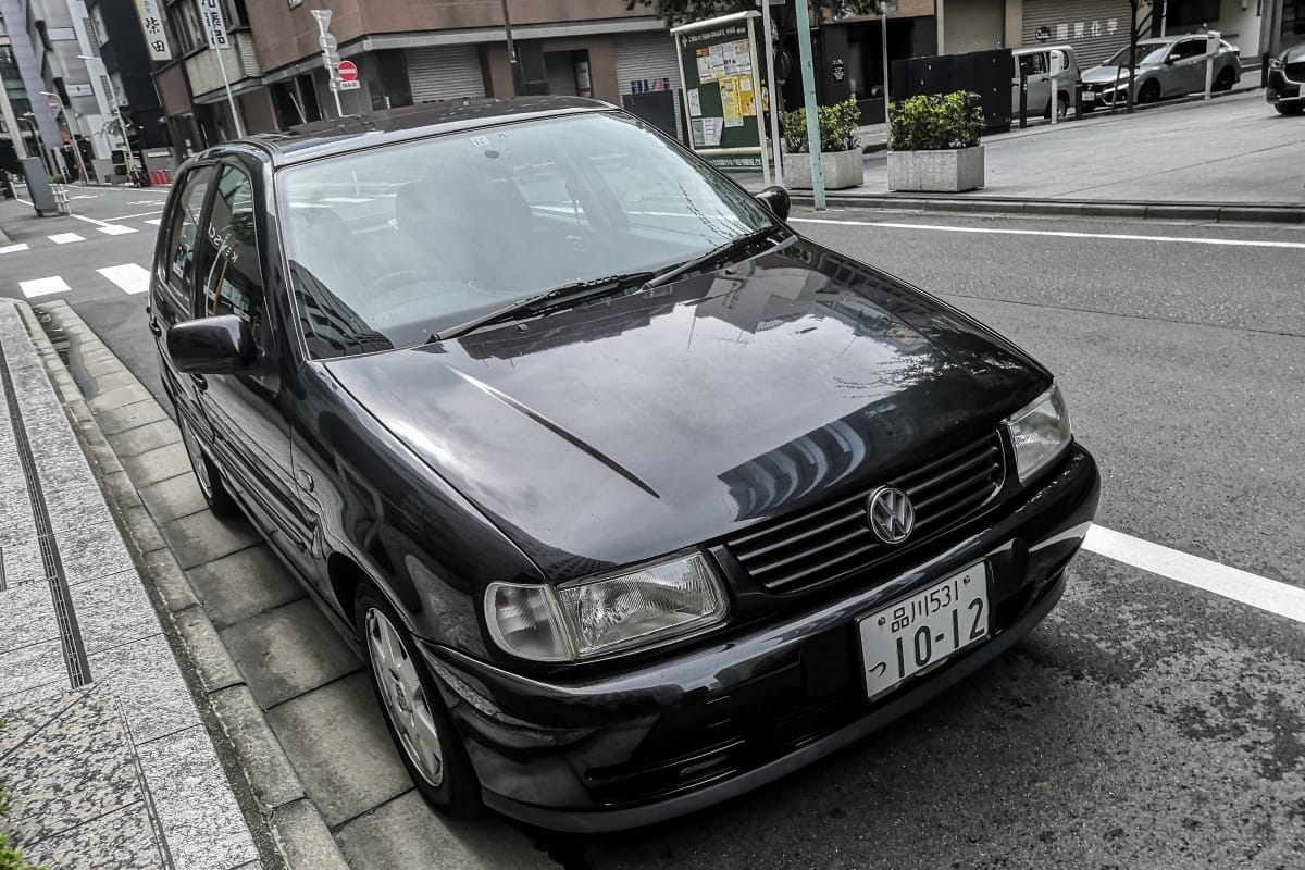 Curbside Find: 1999 Volkswagen Polo “Black Selection” – Last One To Grow An (Extra) Pair 7 IMG 20220821 140016 edited