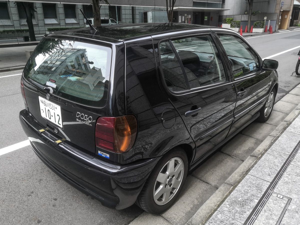 Curbside Find: 1999 Volkswagen Polo “Black Selection” – Last One To Grow An (Extra) Pair 1 IMG 20220821 140046 edited