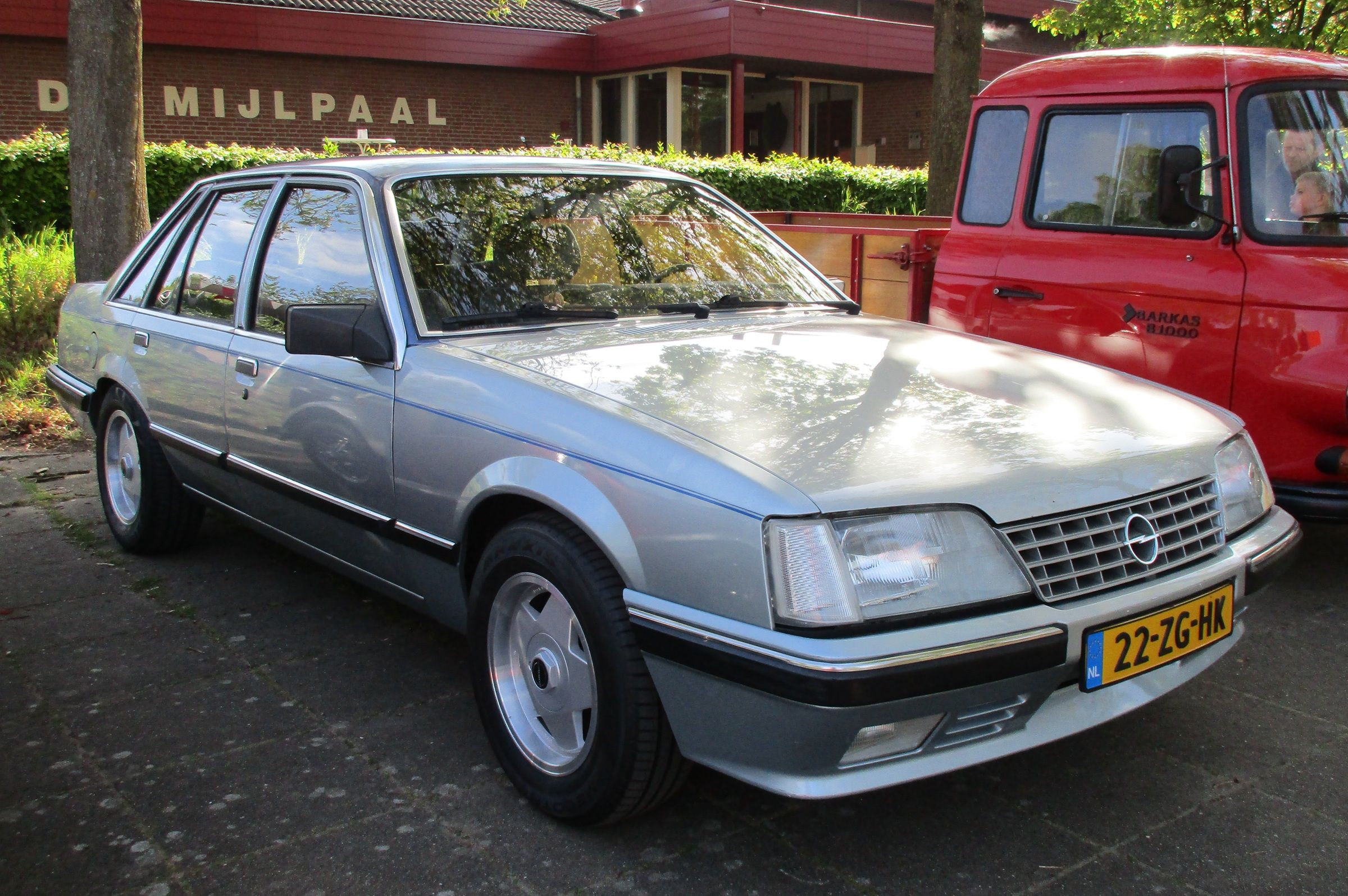 KMZ Hernen april 2026 - 1983 Opel Senator A2 2.5 - 1