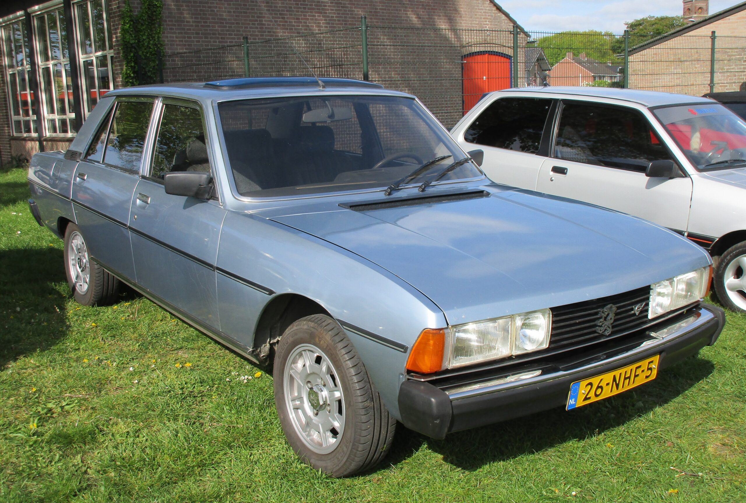 KMZ Hernen april 2026 - 1984 Peugeot 604 GTI - 1