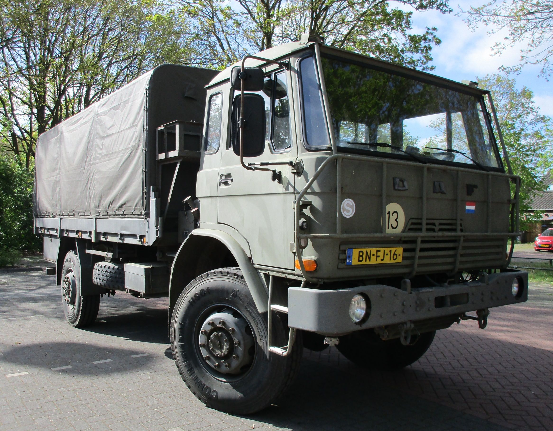 KMZ Hernen 2026 - 1983 DAF YA 4440 (former) military truck - 1