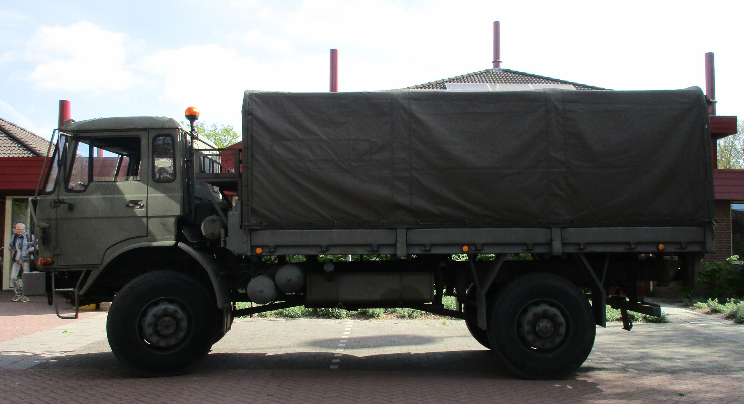 KMZ Hernen 2026 - 1983 DAF YA 4440 (former) military truck - 2