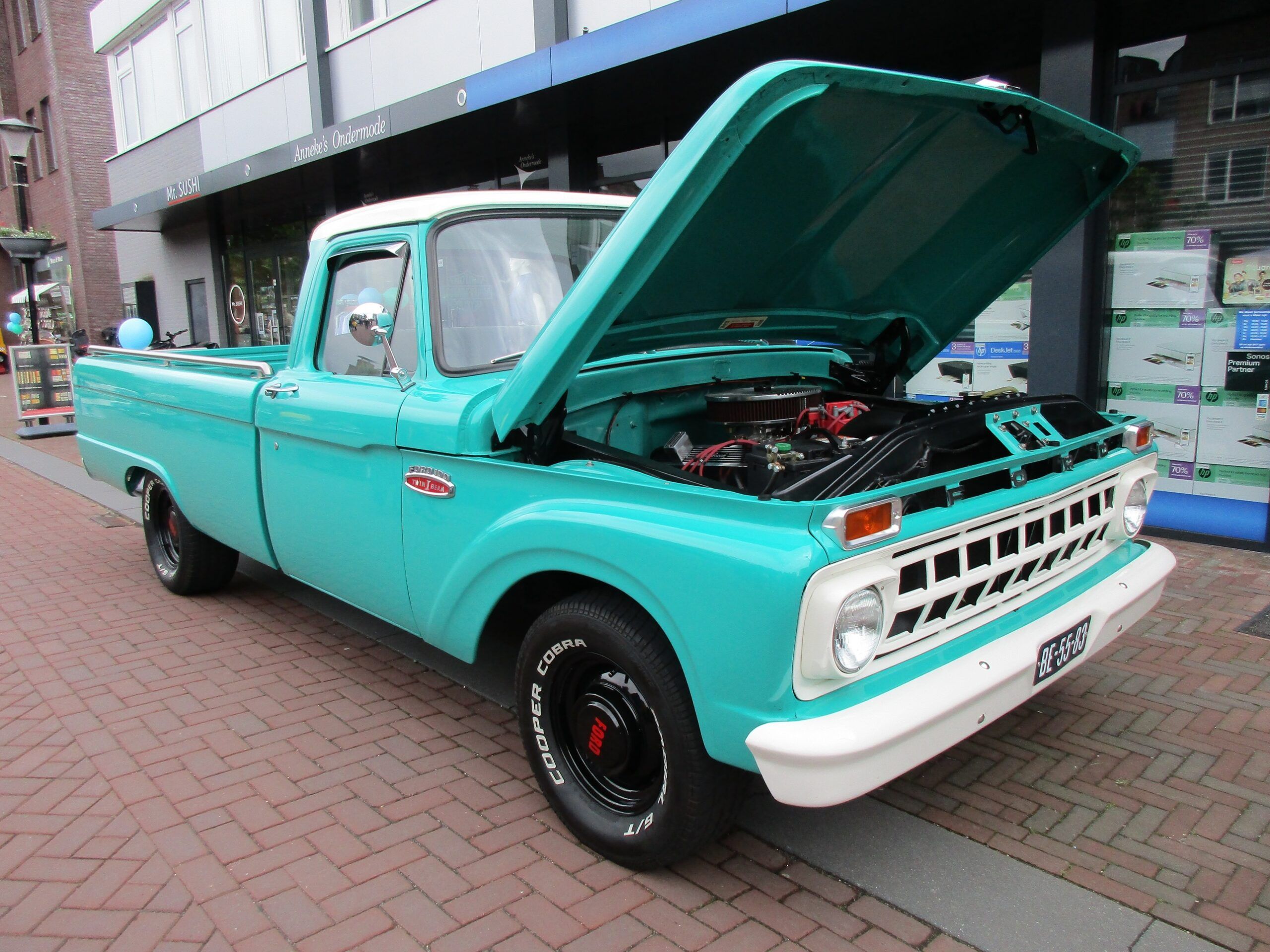 2026 Cars 'n' Bites Druten - Just Park Where It Fits 1 2026 Cars 'n' Bites Druten - 1965 Ford F-100 with Twin I Beam IFS - 1