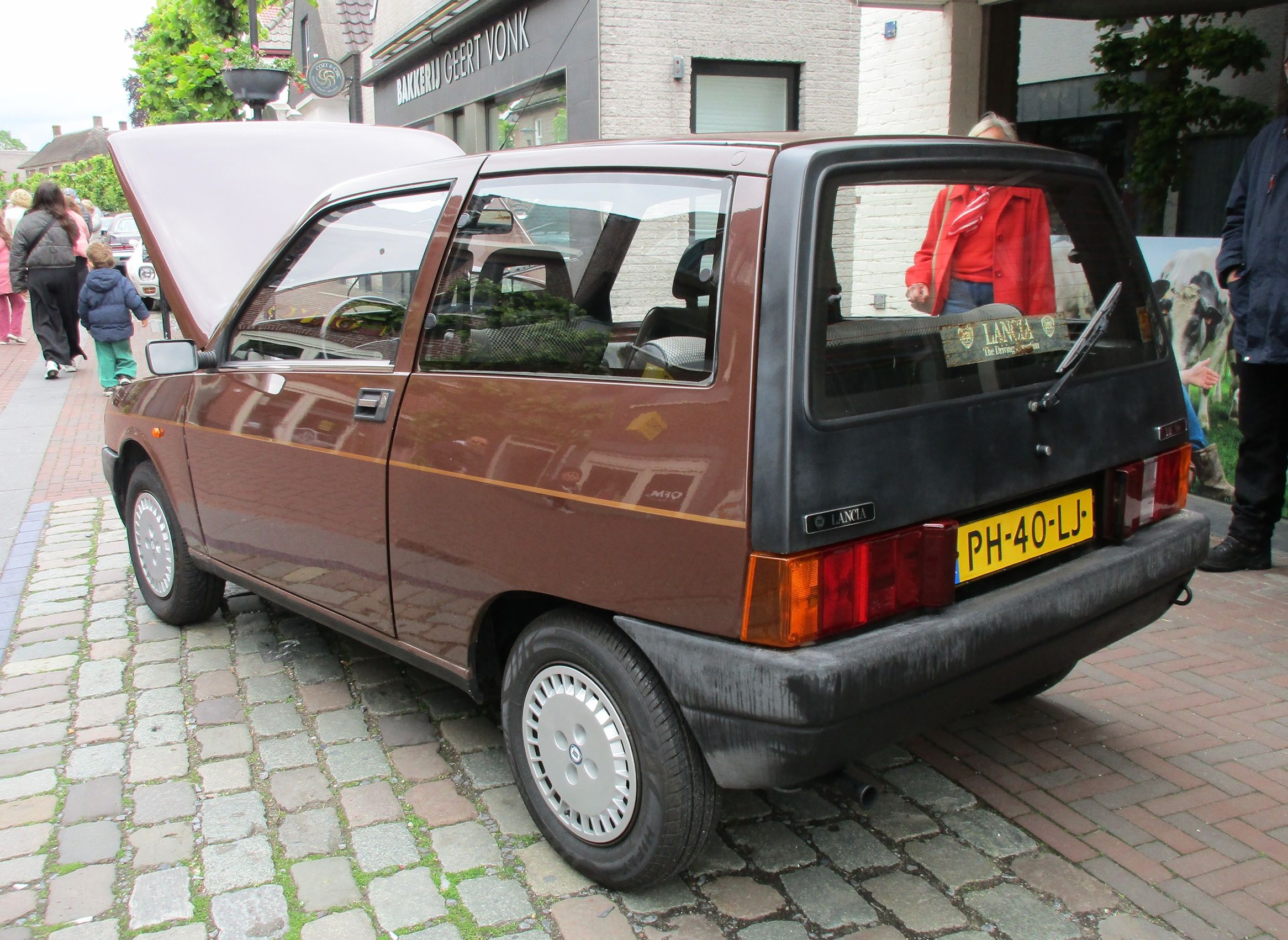 2026 Cars 'n' Bites Druten: European and Japanese Classics -- What Will Your Pleasure Be? 11 2026 Cars 'n' Bites Druten - 1986 Autobianchi-Lancia Y10 Fire - 3
