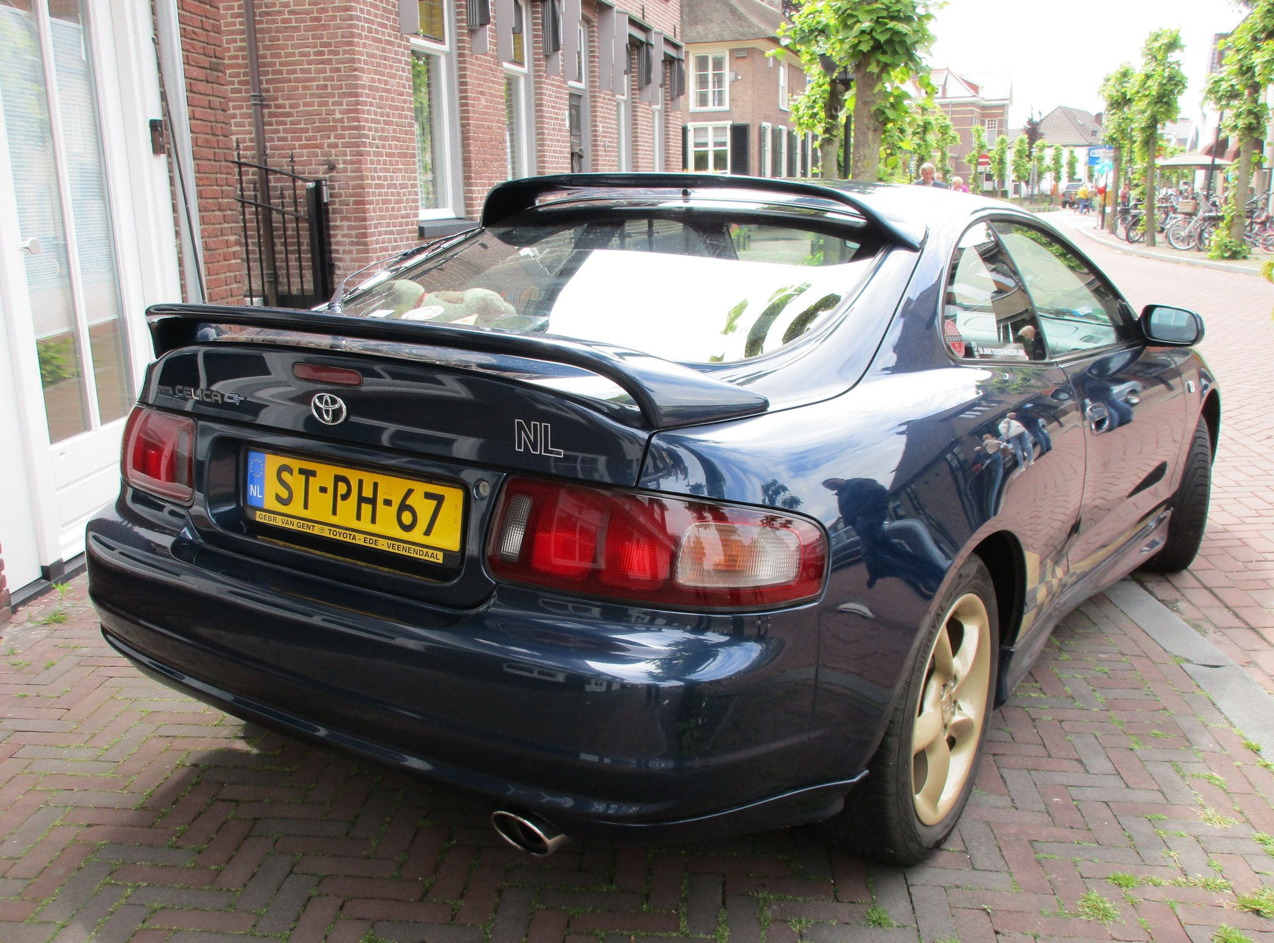2026 Cars 'n' Bites Druten: European and Japanese Classics -- What Will Your Pleasure Be? 17 2026 Cars 'n' Bites Druten - 1998 Toyota Celica GT - 3