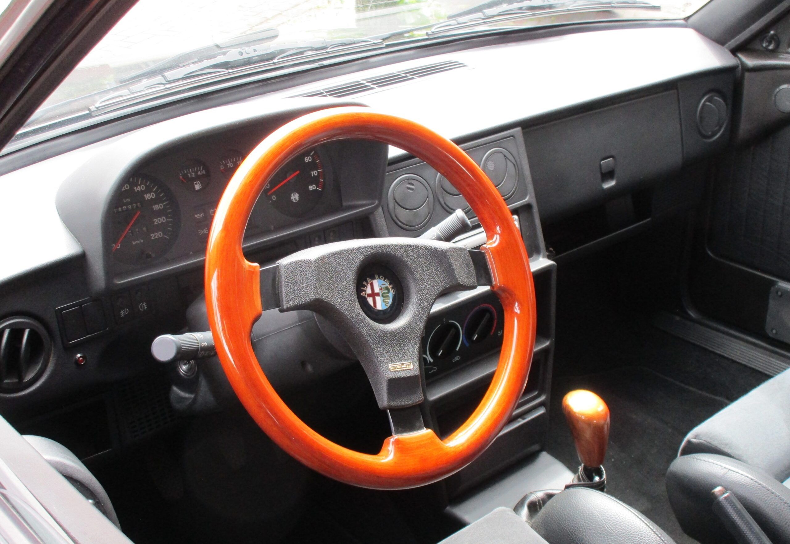 2026 Cars 'n' Bites Druten: European and Japanese Classics -- What Will Your Pleasure Be? 22 2026 Cars 'n' Bites Druten - 1993 Alfa Romeo 33 Imola - 5