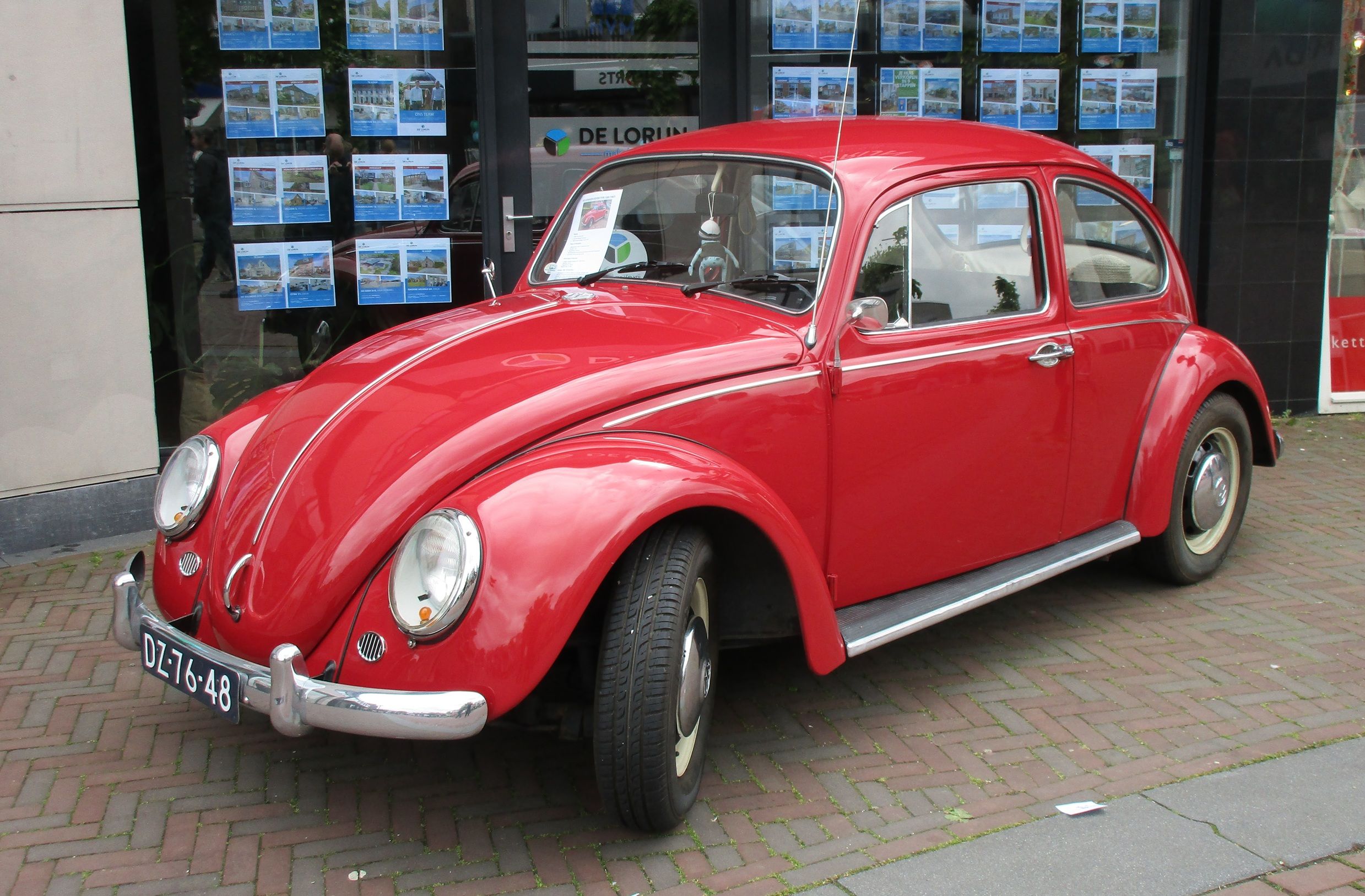 2026 Cars 'n' Bites Druten: European and Japanese Classics -- What Will Your Pleasure Be? 28 2026 Cars 'n' Bites Druten - 1967 Volkswagen Beetle 1500 - 1
