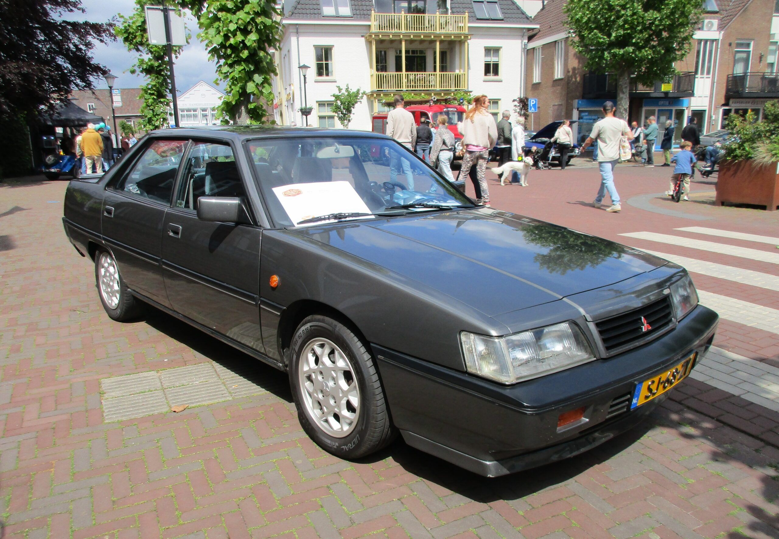 2026 Cars 'n' Bites Druten: European and Japanese Classics -- What Will Your Pleasure Be? 25 2026 Cars 'n' Bites Druten - 1987 Mitsubishi Sapporo 2400 GLS Automatic - 3