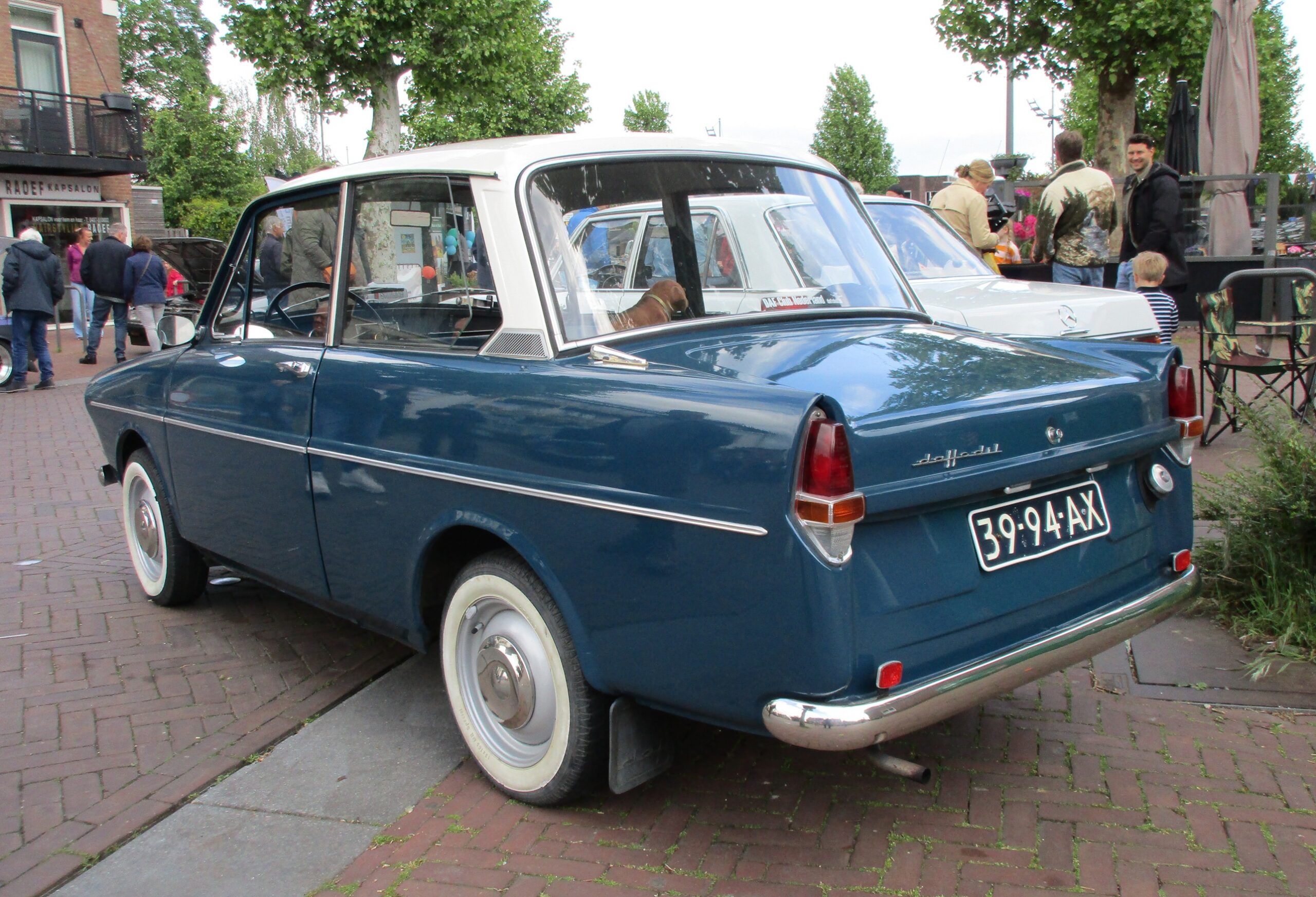 2026 Cars 'n' Bites Druten: European and Japanese Classics -- What Will Your Pleasure Be? 39 2026 Cars 'n' Bites Druten - 1966 DAF Daffodil 32 - 2