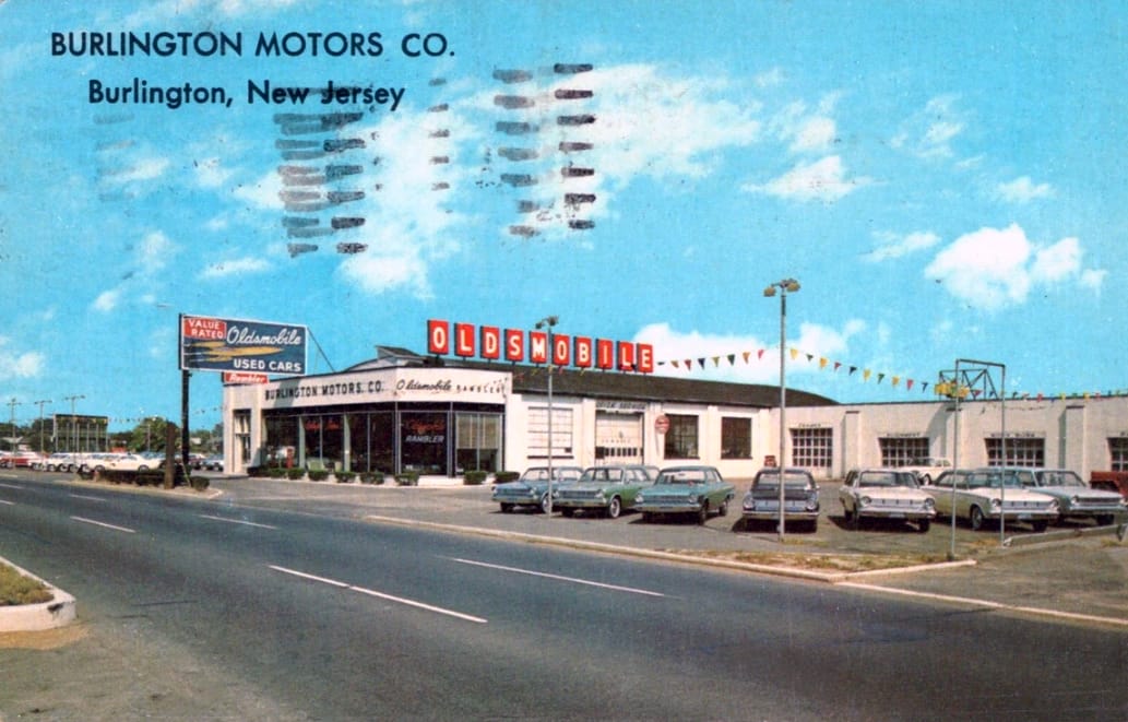 Oldsmobile Dealers In Vintage Postcards -- 1950s - 1960s 9 Screenshot 20260515 131159