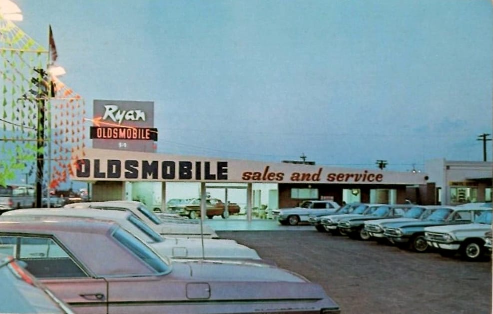 Oldsmobile Dealers In Vintage Postcards -- 1950s - 1960s 8 Screenshot 20260515 131441