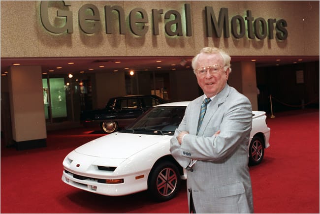 Book Review: John Z. DeLorean's On A Clear Day You Can See General Motors 9 01smith.650 1459238115