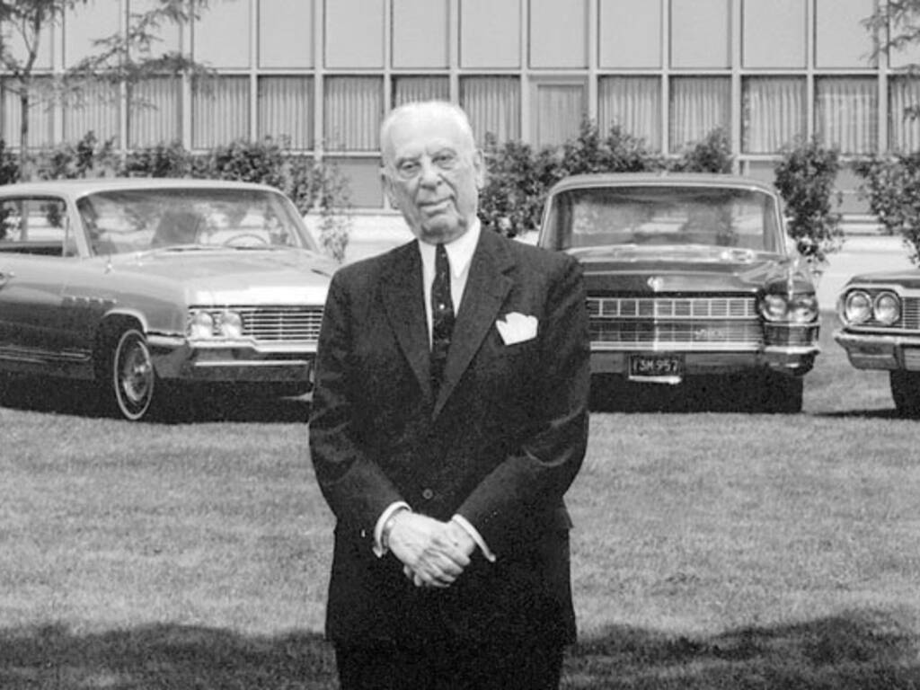 Book Review: John Z. DeLorean's On A Clear Day You Can See General Motors 8 10c13f95 ccb7 4aa3 ba96 3d005e5458f4 2325186241
