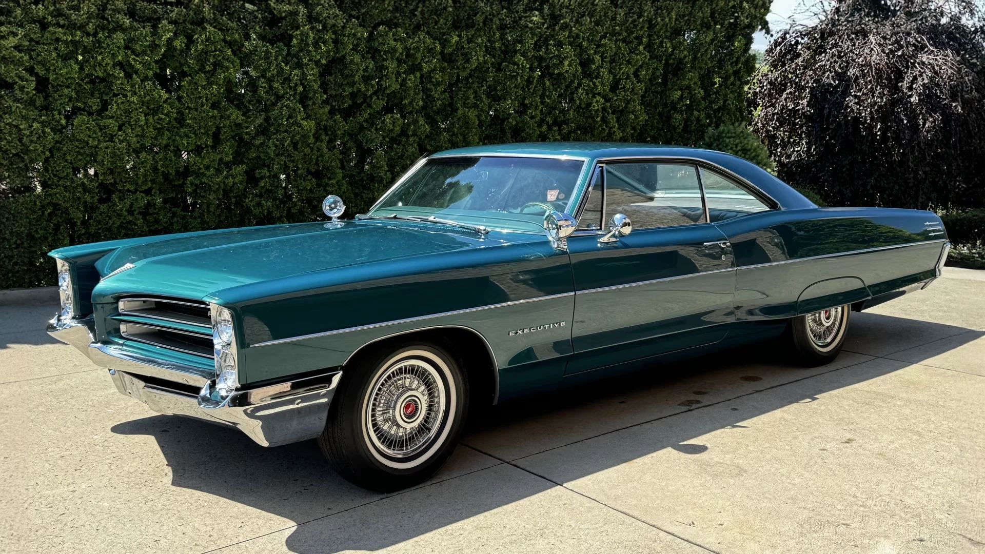 1967 Pontiac Executive Hardtop Coupe: The Star Chief Gets A Promotion 6 Left front 3q view of a 1966 Pontiac two-door hardtop
