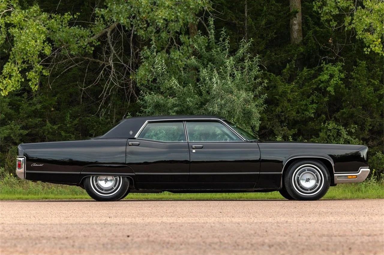 1970 Mercury Marquis Brougham Four-Door Hardtop: The Budget Continental 6 Right side view of a 1970 Lincoln Continental four-door