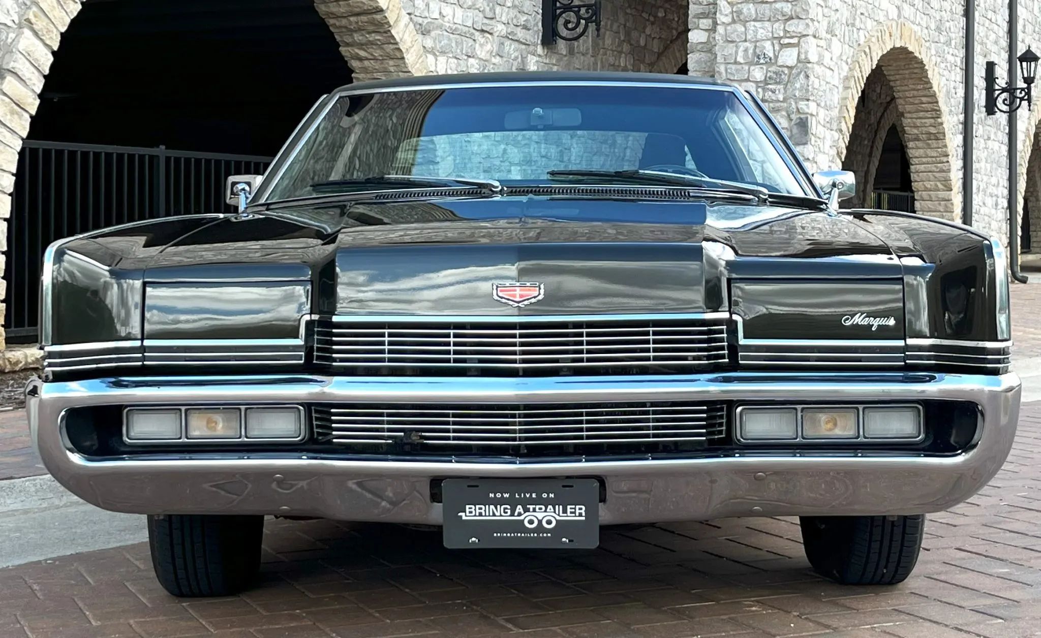 1970 Mercury Marquis Brougham Four-Door Hardtop: The Budget Continental 8 Front view of a 1970 Mercury Marquis