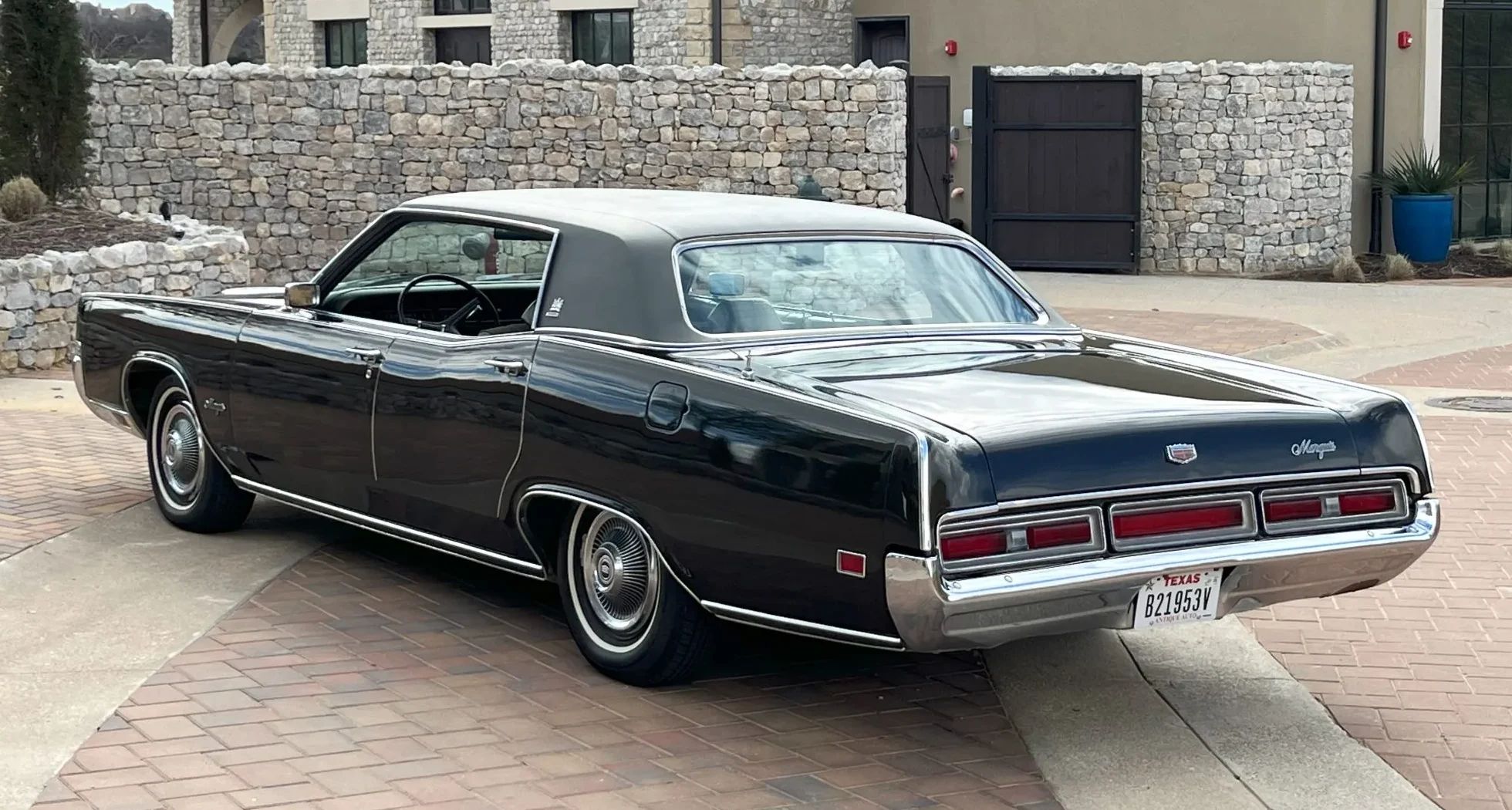1970 Mercury Marquis Brougham Four-Door Hardtop: The Budget Continental 15 Left rear 3q view of a 1970 Mercury Marquis hardtop