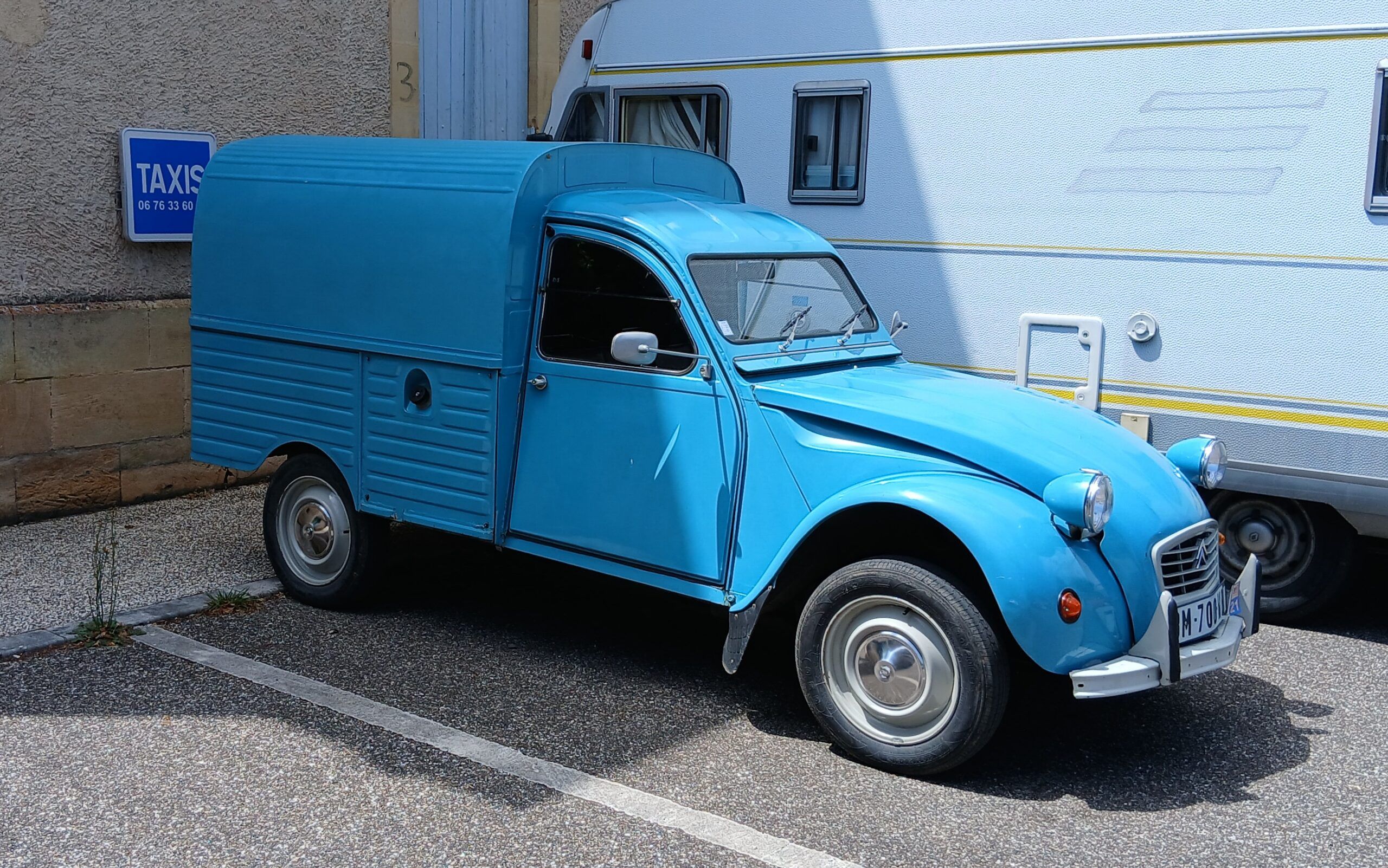Classic Cars Sightings In The UK, France, And Italy: My Highlights of 2026 So Far 49 20260607 145810 scaled