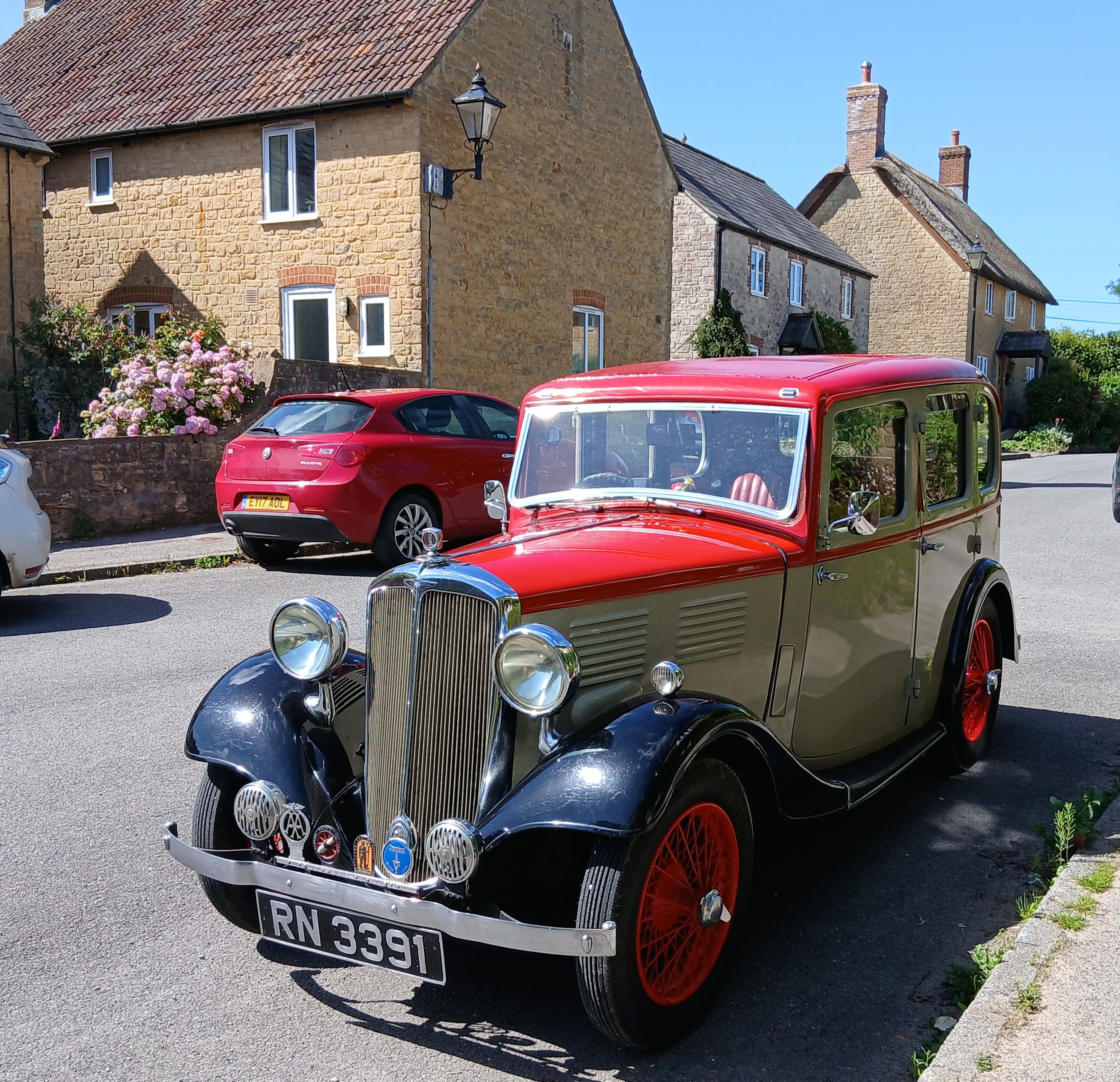 Classic Cars Sightings In The UK, France, And Italy: My Highlights of 2026 So Far 23 20260613 102702