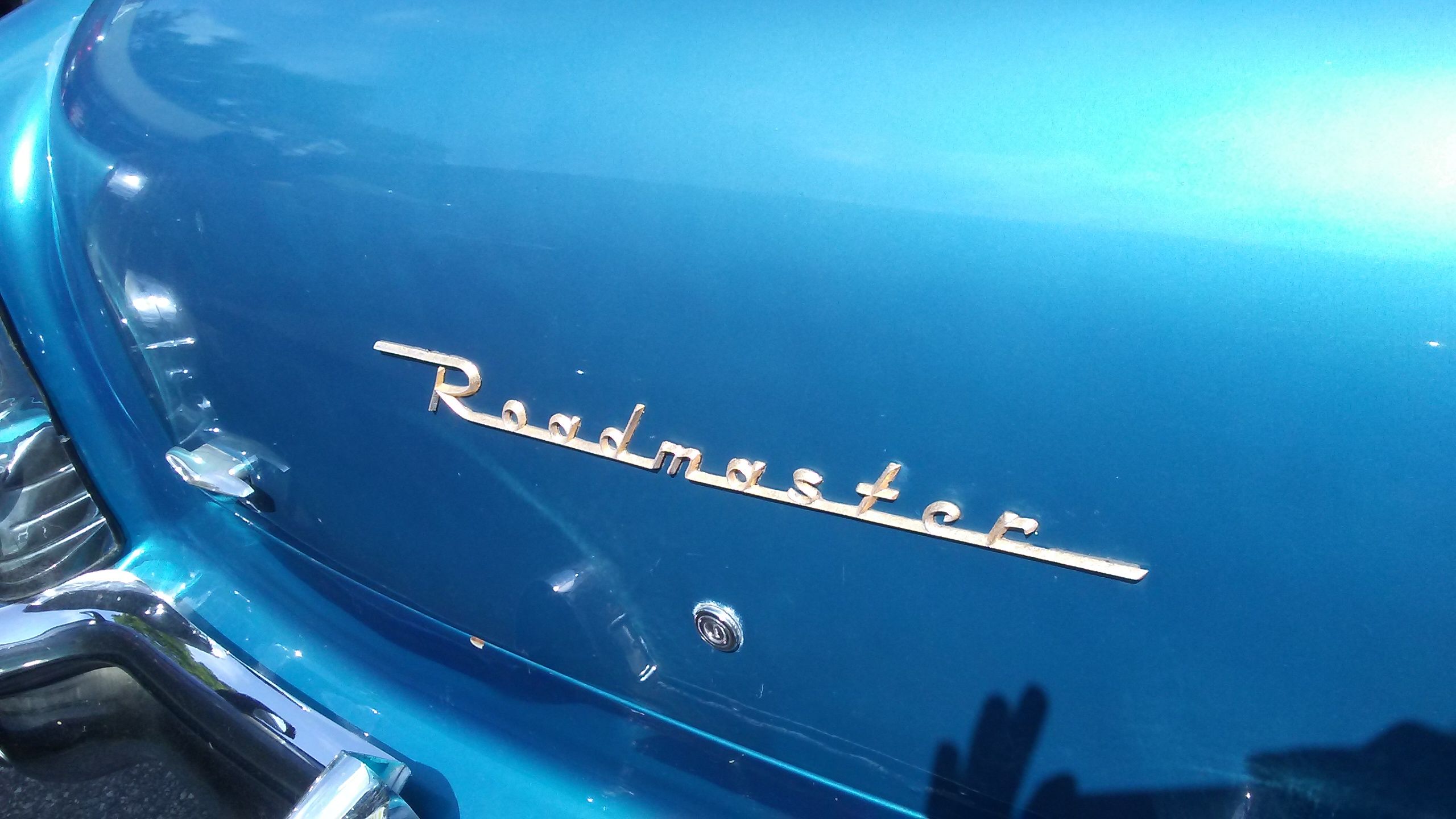 1955 Buick Roadmaster: Boxed-In But Beautiful Gas Station Find 5 20260625 151154