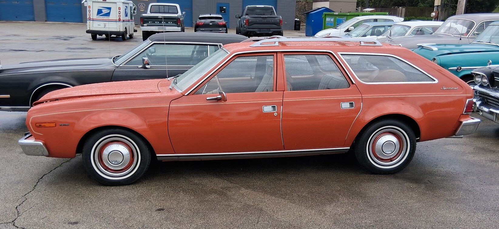 Driver profile view of 1974 AMC Hornet Sportabout