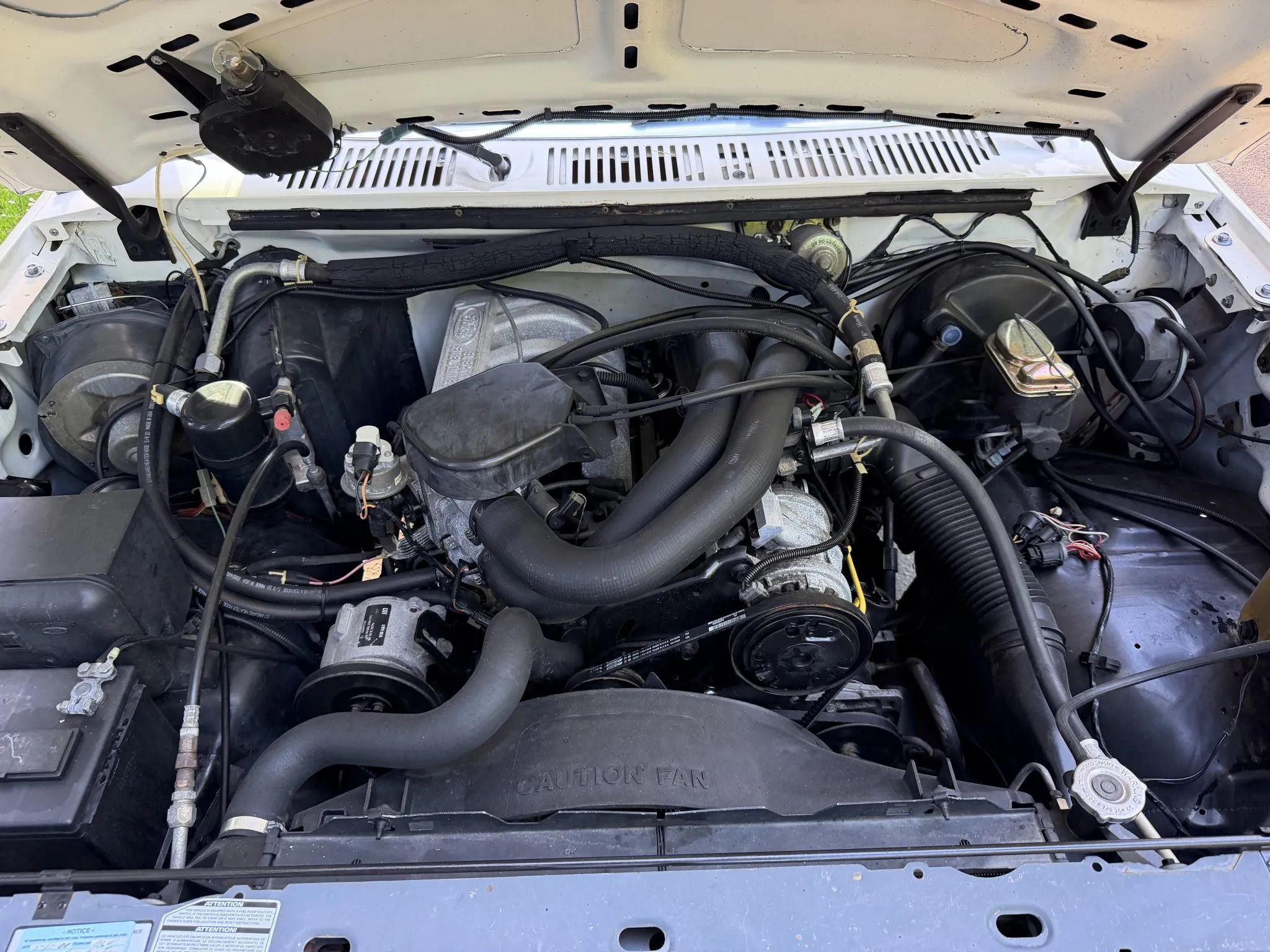 302 V8 engine from 1985 Ford Bronco