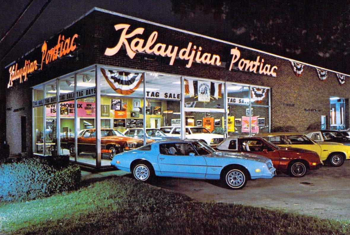 Pontiac's Best Years In Vintage Postcards -- 1960s-1970s 1 Captura de pantalla 2026 06 01 16.01.07