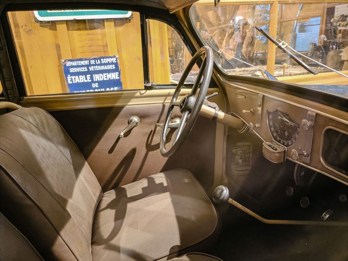 Museum Classic: 1951 Renault Juvaquatre – The Small Workhorse 9 IMG20250808124913 edited