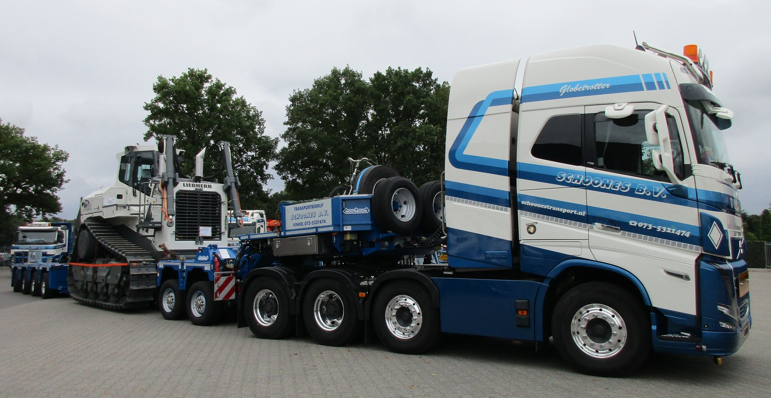 From The Files Of Transportbedrijf Schoones: Liebherr PR 776 Bulldozer - Built Like a Fridge 1 Transportbedrijf Schoones - 2024 Volvo FH16-750 8x4/4 tractor - Nooteboom 2-bed-4 low loader - Liebherr PR 776 dozer - 1