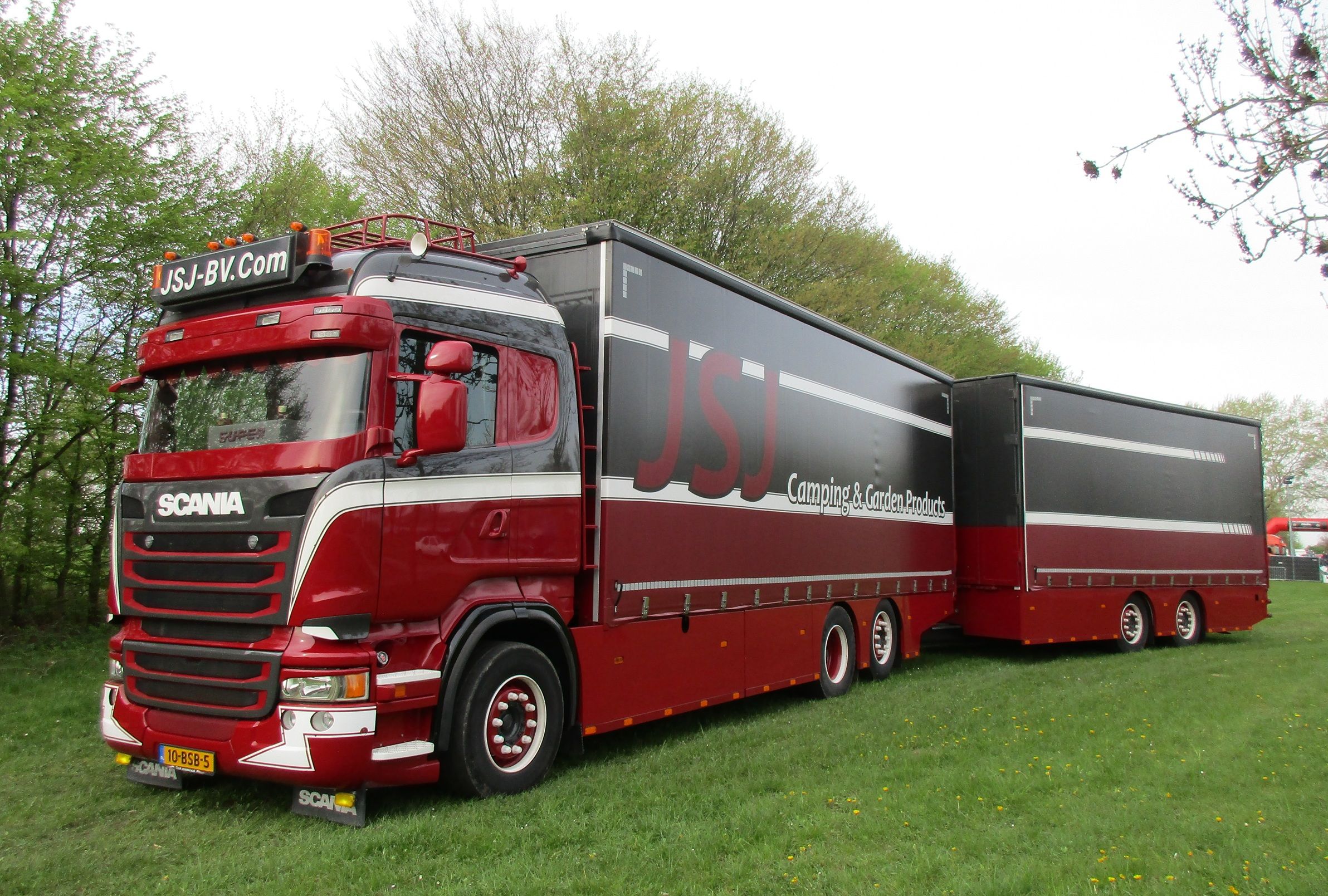 JSJ Camping & Garden Products - 2013 Scania R450 6x2*4 truck with a 2013 Fruehauf center-axle trailer - 1