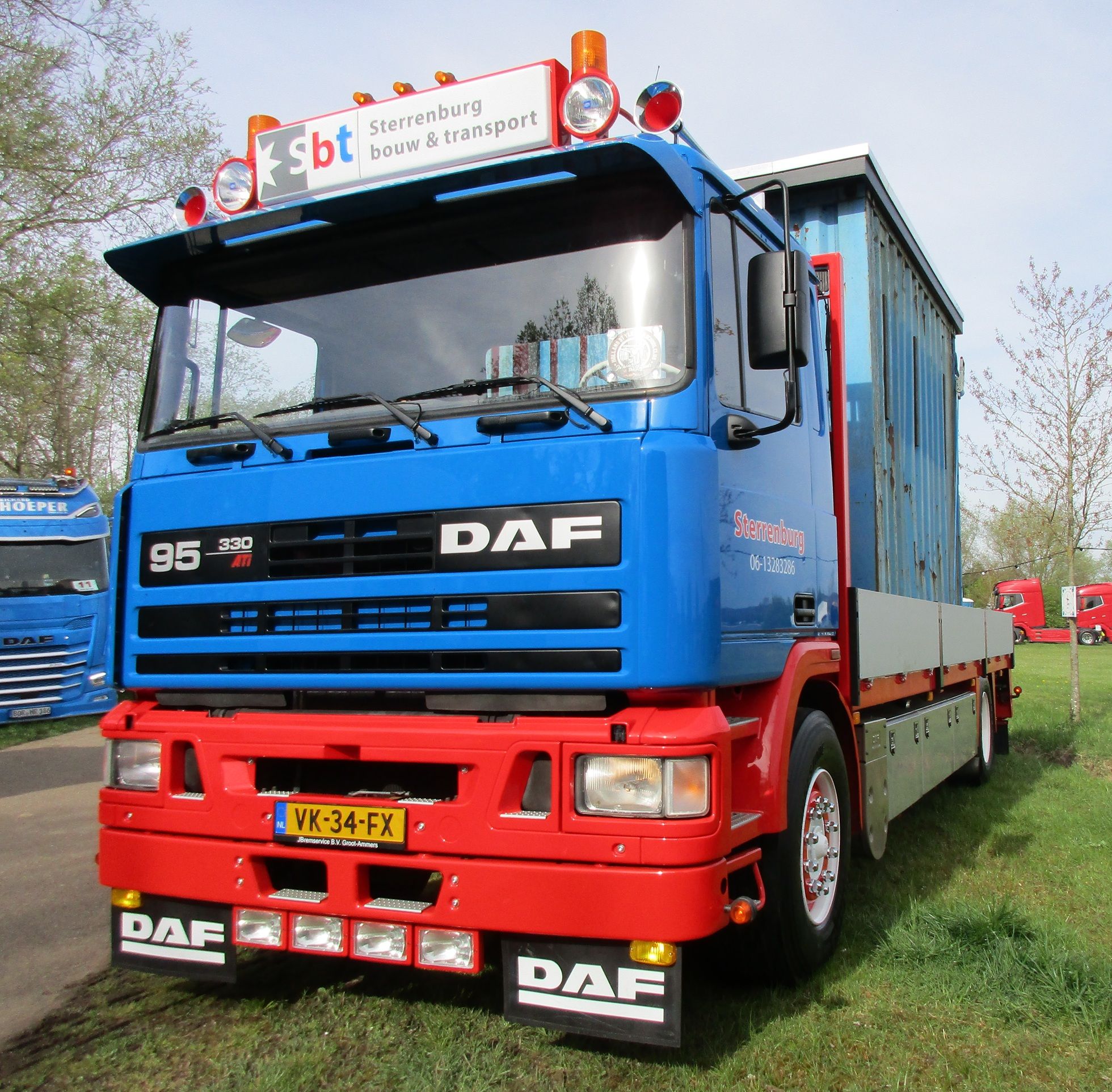 Sterrenburg - 1990 DAF FA 95.330 ATi 4x2 flatbed truck - 1