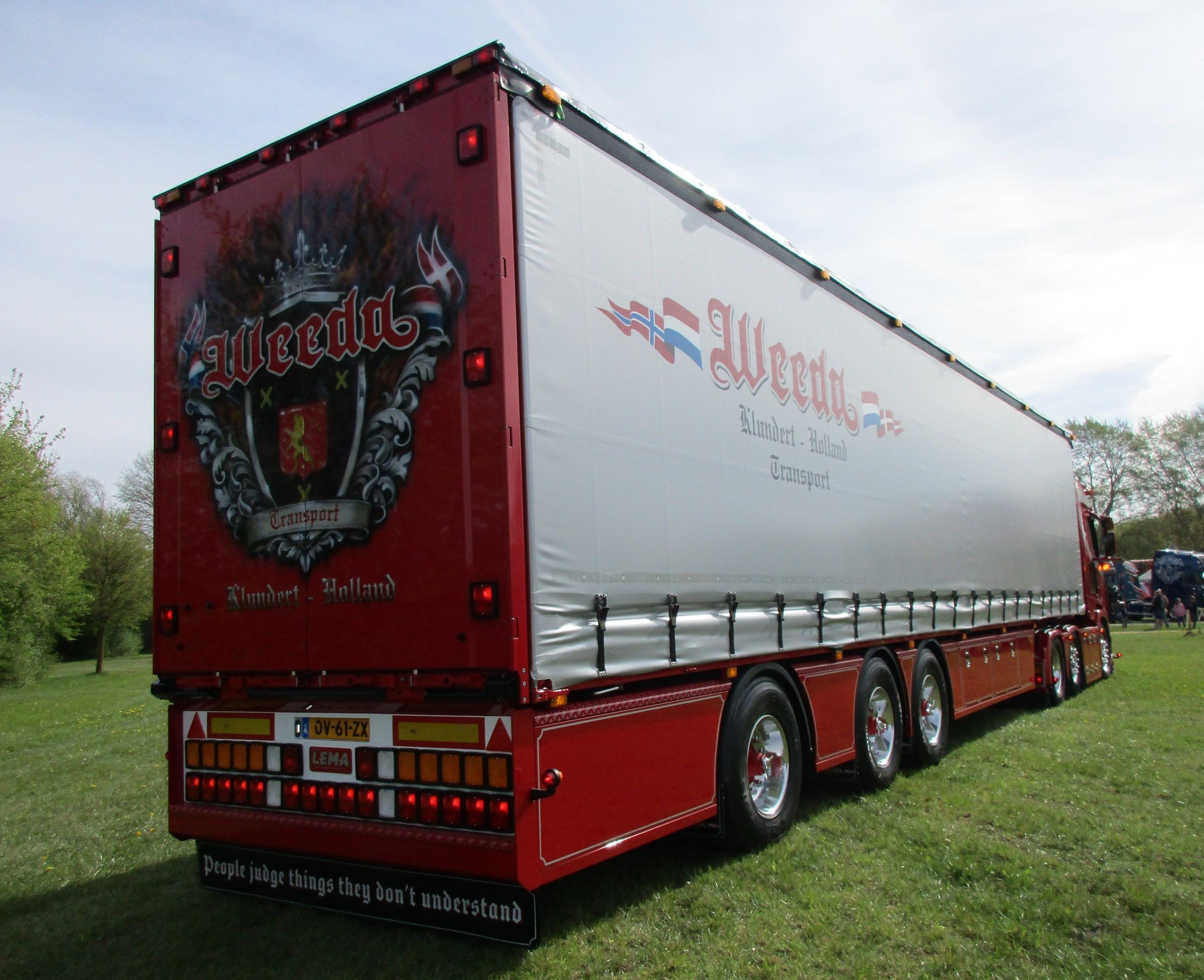 Weeda - 2024 Scania R530 V8 6x2/4 tractor with a 2026 Krone tri-axle curtainsider - 3