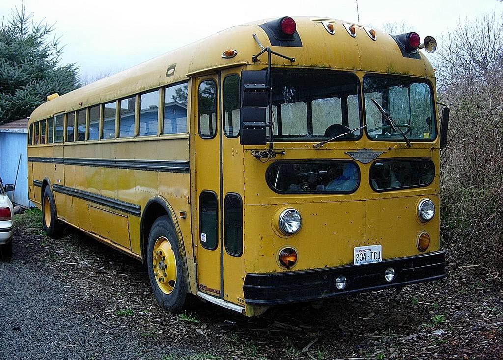 1949-57 Kenworth Model T Series "Pacific School Coach” - The Bifocal Bus 1 Wahkiakum sd bus 6 03112007 12 1