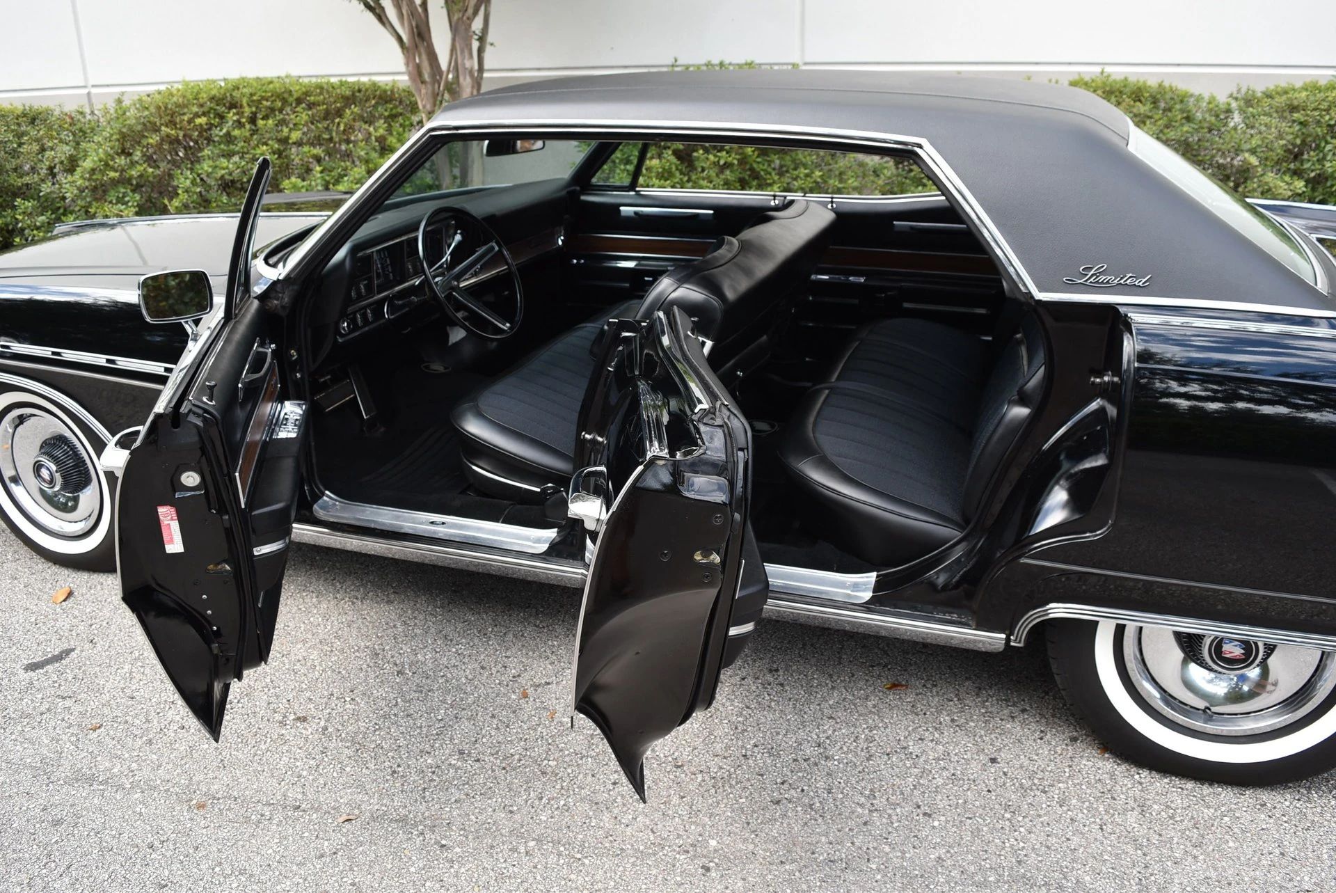 1968 Buick Electra 225 Limited: "I Didn't Know They're Building A Car Like This Today" 9 Left side of a 1968 Buick four-door hardtop with the side windows down and the doors open