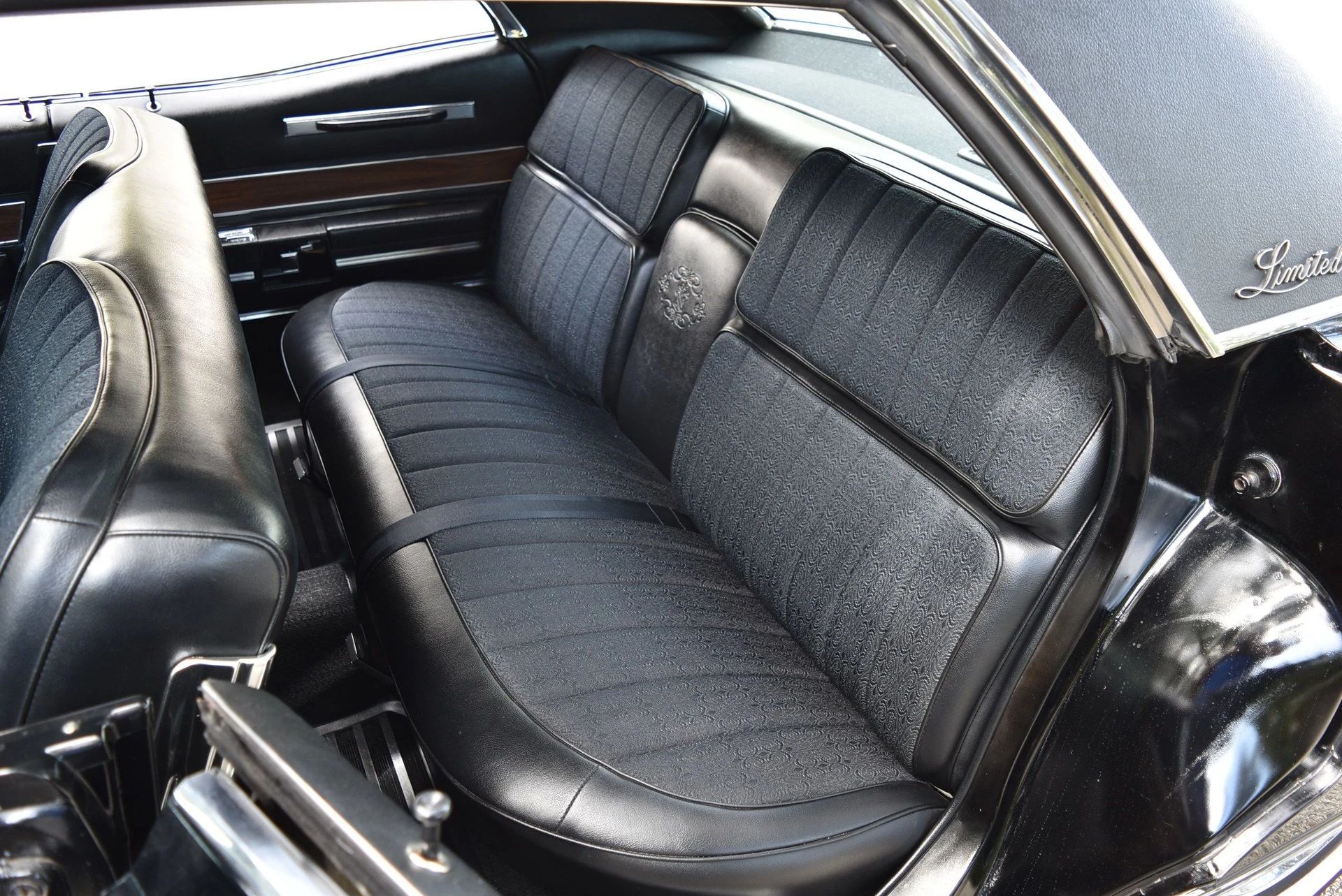 1968 Buick Electra 225 Limited: "I Didn't Know They're Building A Car Like This Today" 21 Back seat of a 1968 Buick four-door hardtop, seen through the left rear door